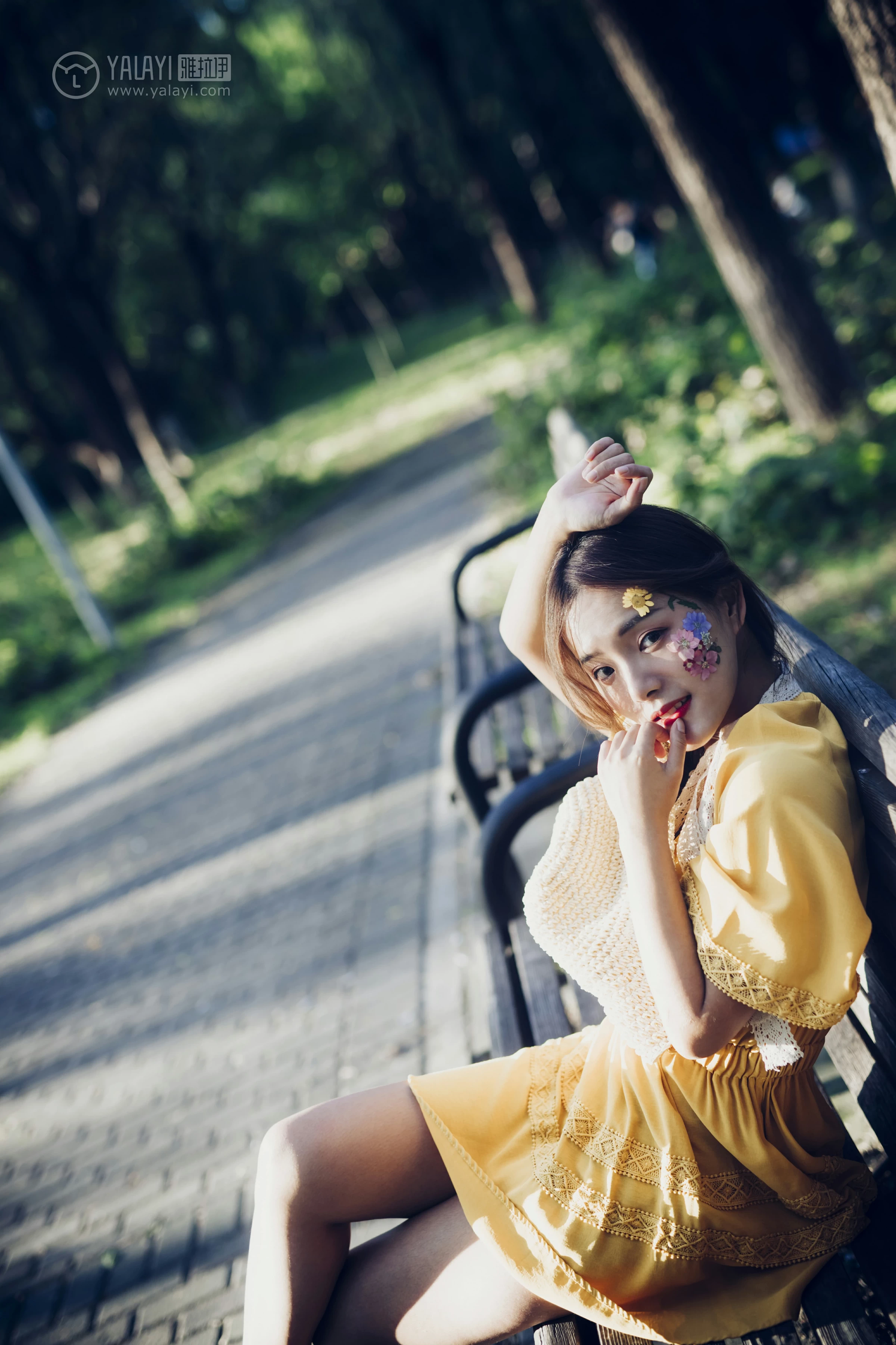 [YALAYI雅拉伊]NO.117 夏日小清新 白日梦 黄色蕾丝连衣裙清纯私房写真集第13张