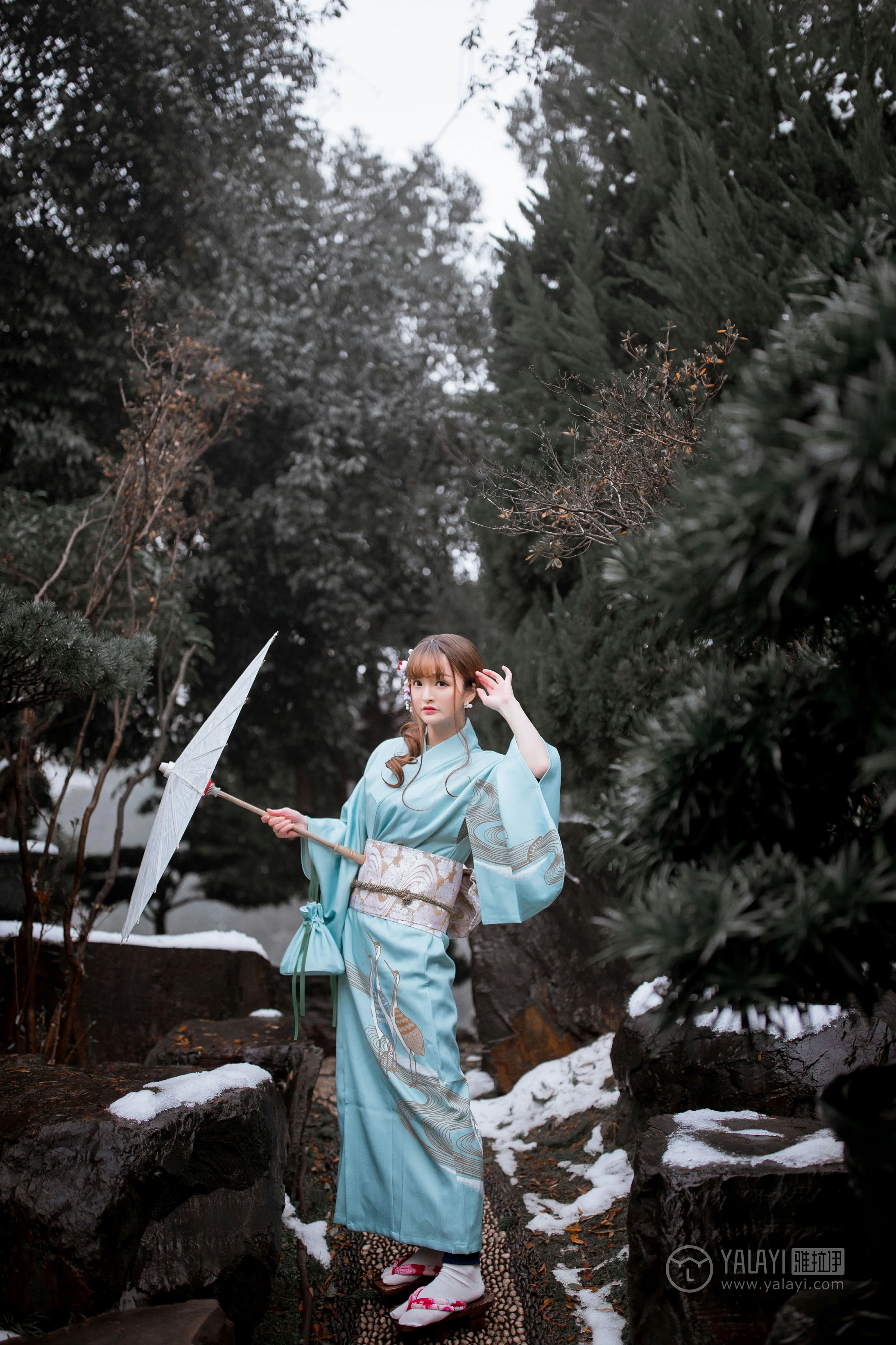 [YALAYI雅拉伊]No.192 赏雪 团团 淡蓝色和服性感私房写真集第4张