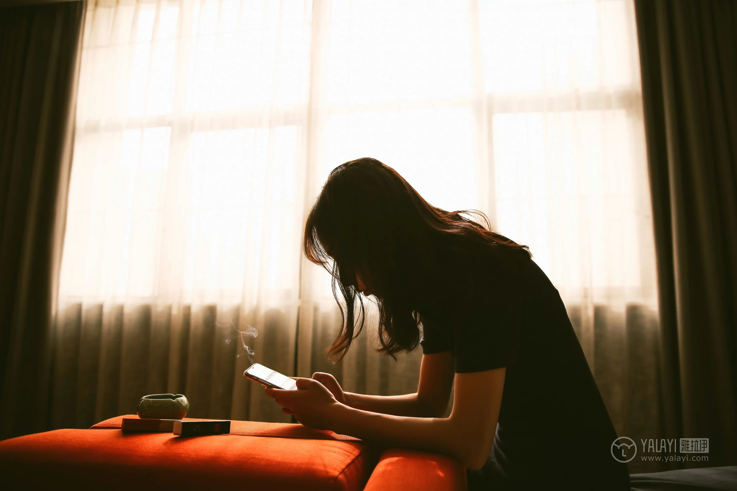 [YALAYI雅拉伊]No.308 蓝色房子 蓝心 黑色外套加蓝色连身制服裙性感私房写真集第12张