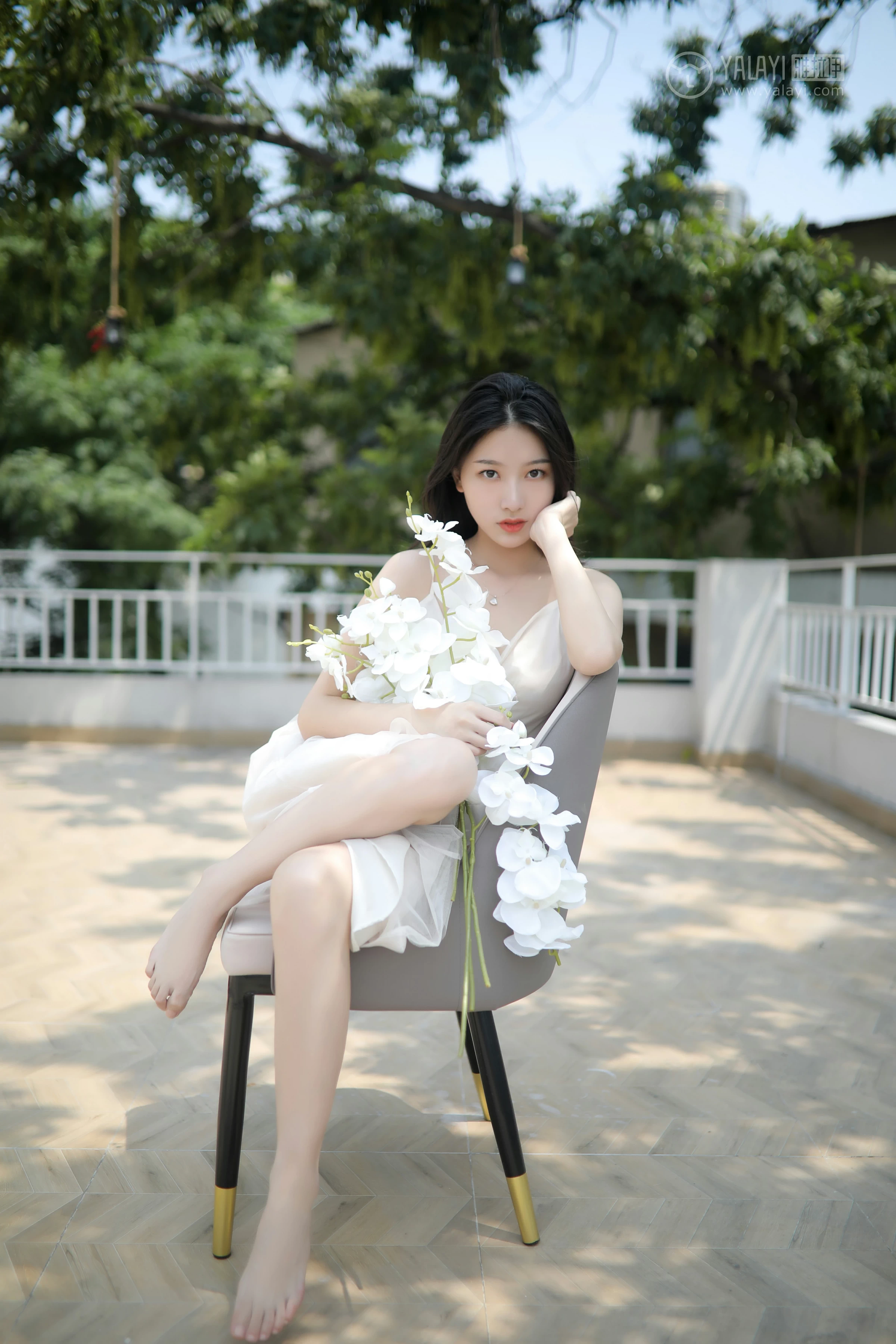 [YALAYI雅拉伊]No.310 听风 白璐 仙气飘飘 白色吊带连衣裙性感私房写真集第11张