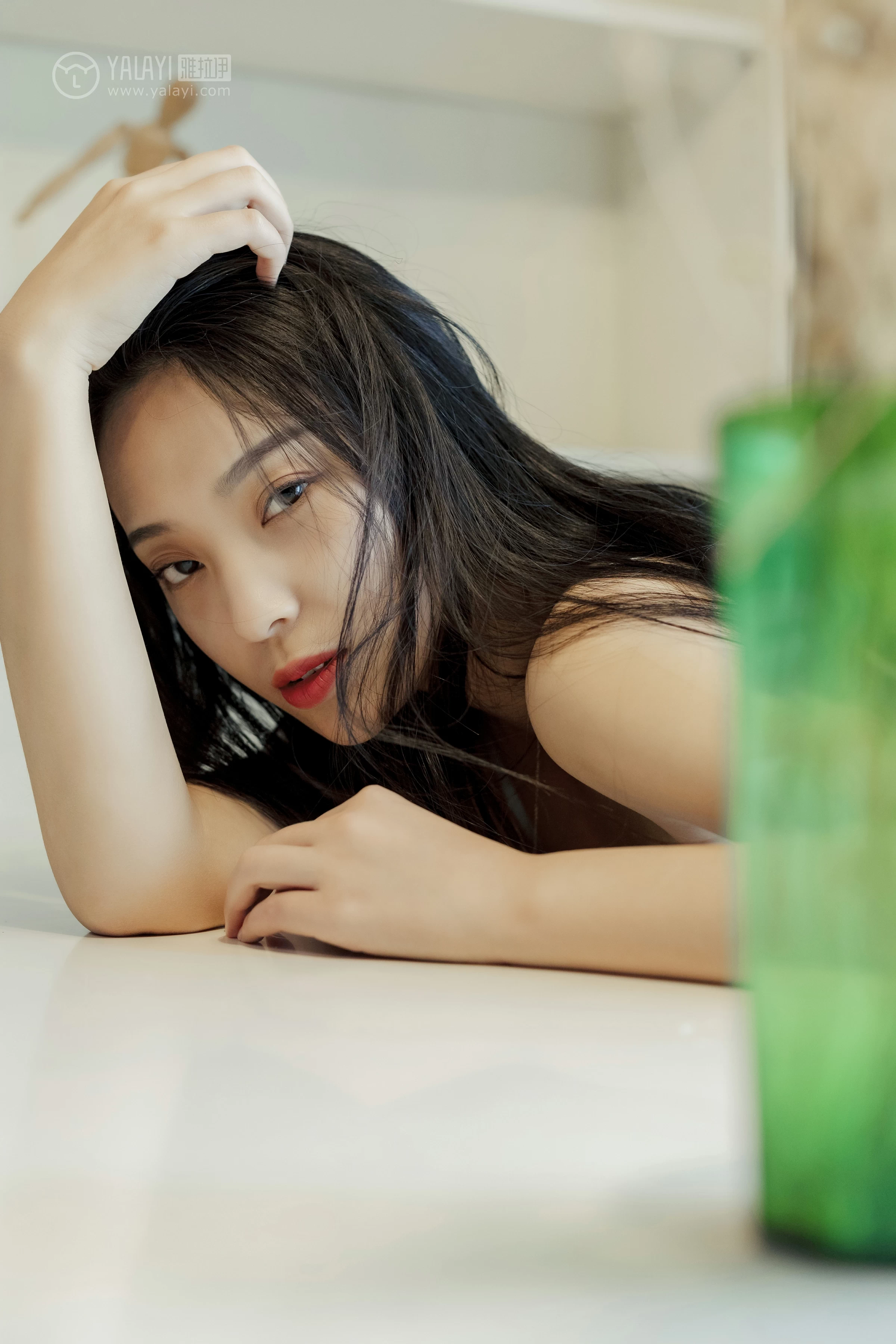 [YALAYI雅拉伊]No.324 银狐 楚薇 淡蓝色蕾丝内衣性感私房写真集第11张