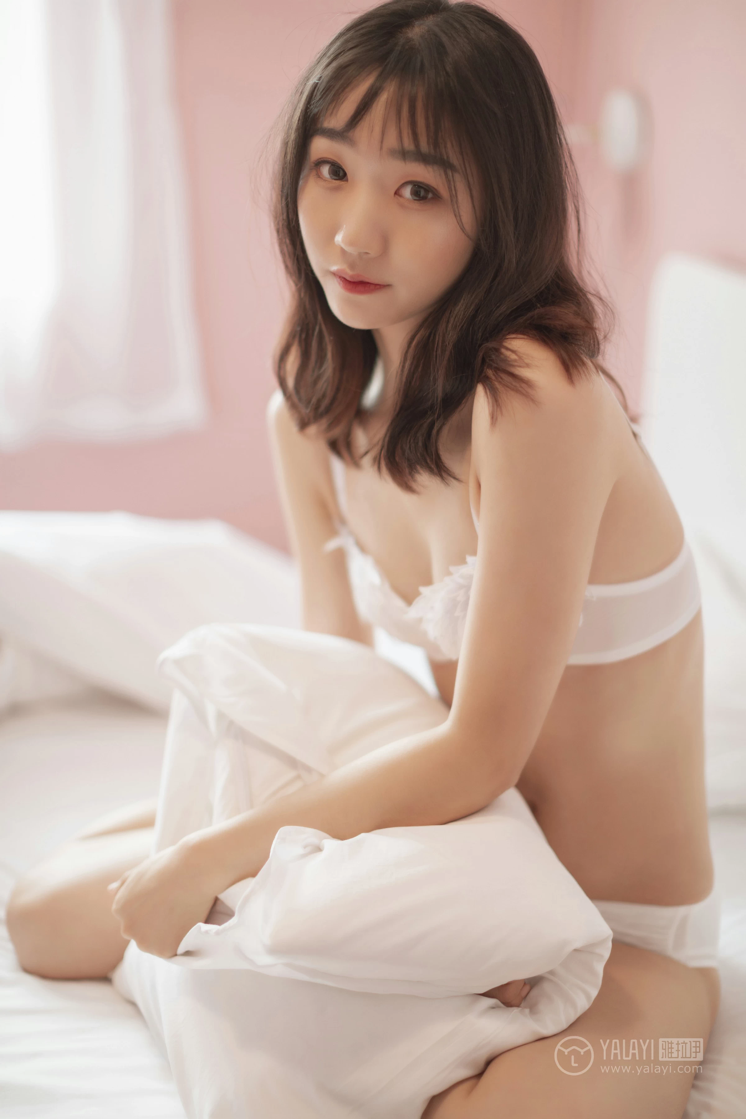 [YALAYI雅拉伊]No.326 和你 念念 白色情趣蕾丝内衣性感私房写真集第3张