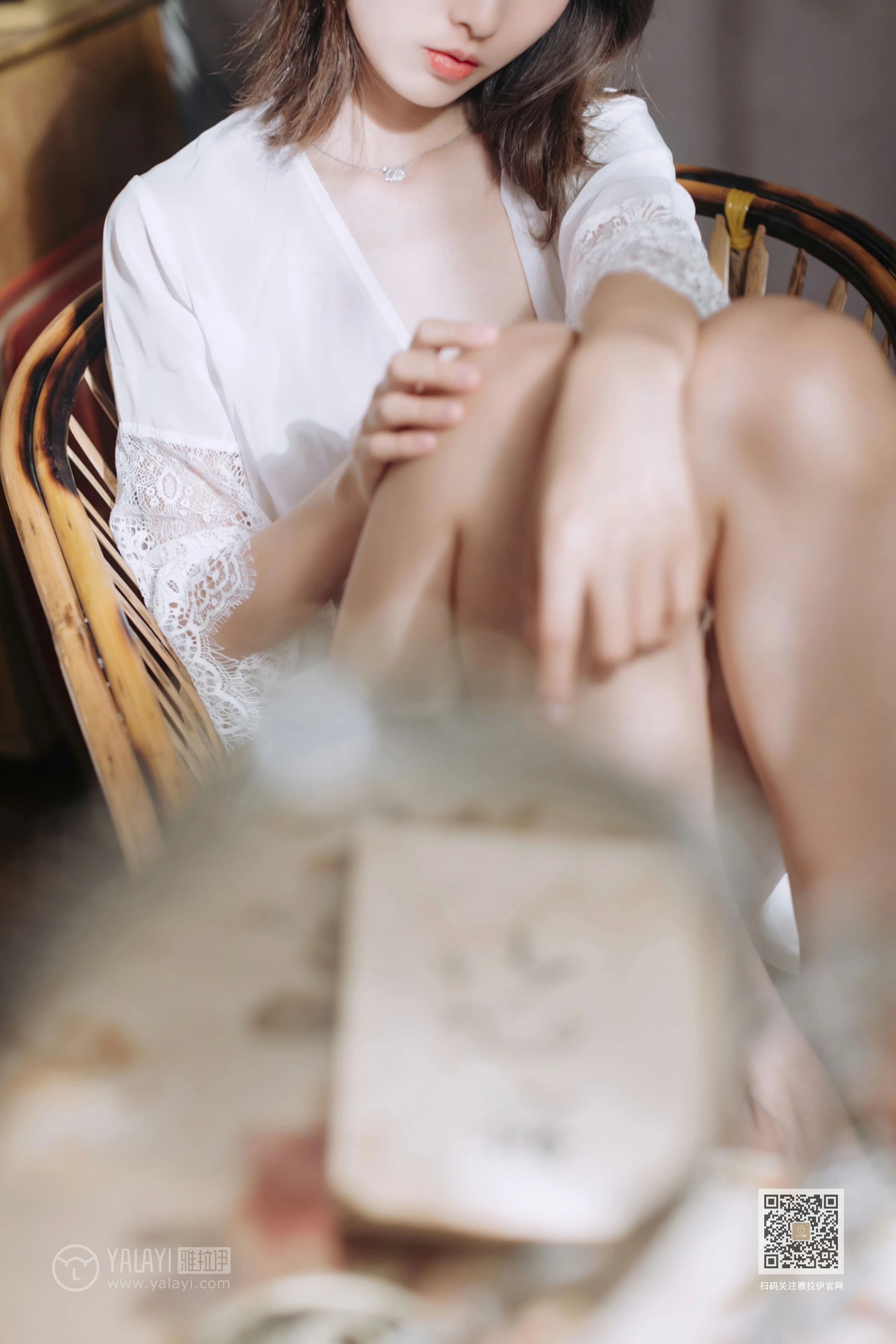 [YALAYI雅拉伊]Vol.427 寂寞心房 佳佳 白色透视蕾丝睡衣加情趣乳贴性感私房写真集第5张