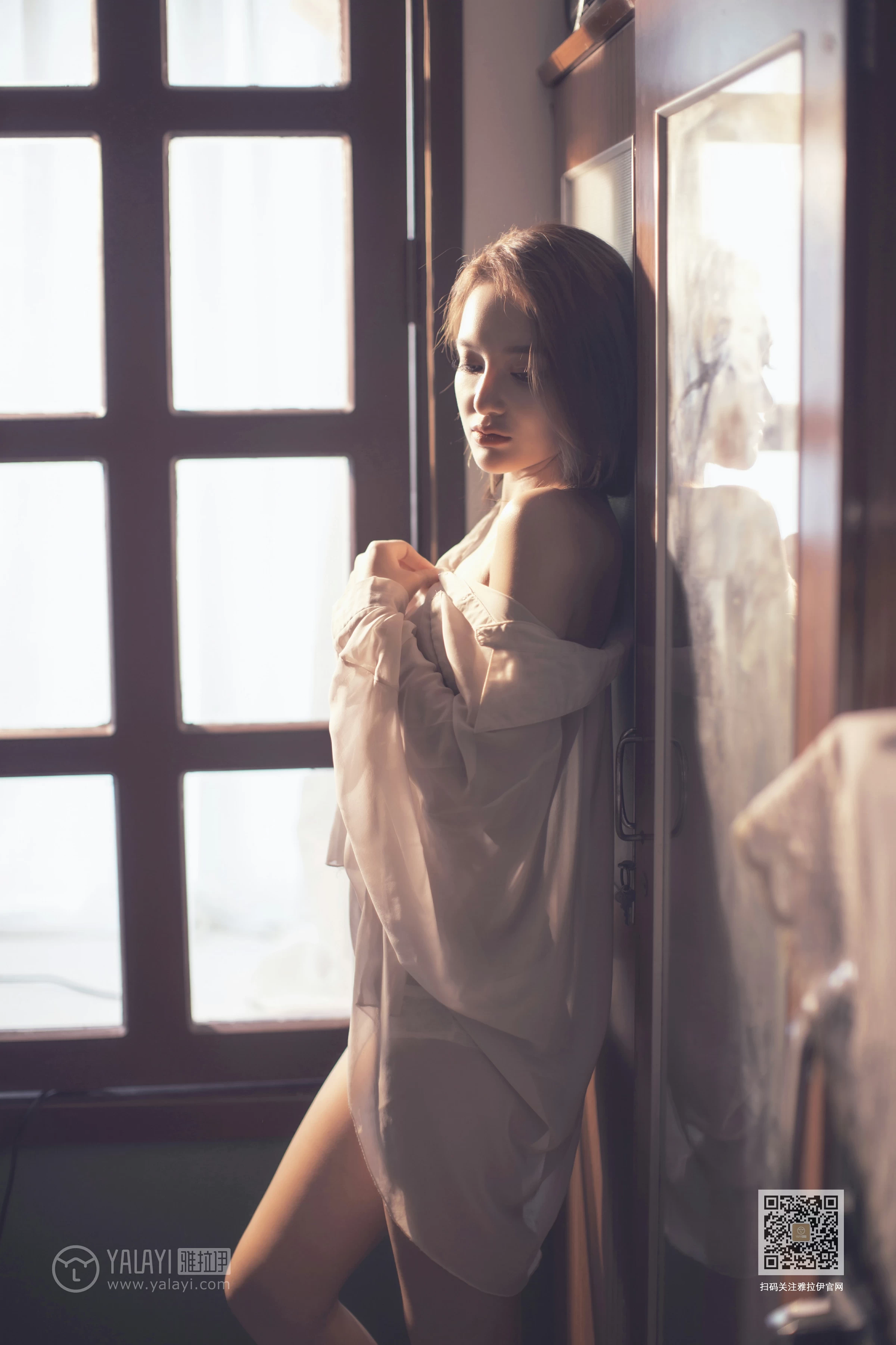 [YALAYI雅拉伊]Vol.430 意乱情迷 慧儿 白色透视衬衫居家性感私房写真集第7张