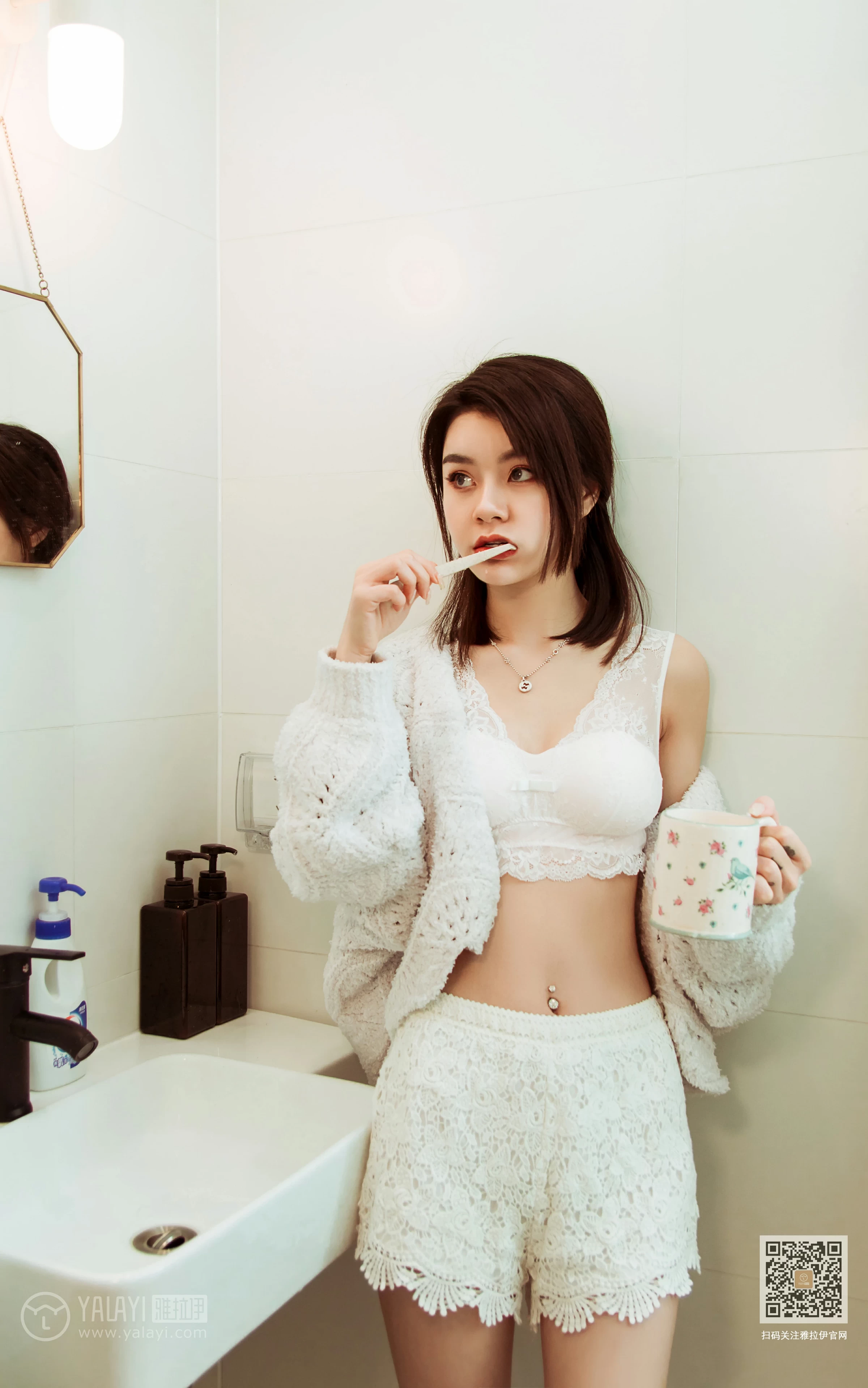 [YALAYI雅拉伊]Vol.444 东京的早餐 慧儿 白色镂空外衣加白色蕾丝内衣性感私房写真集第8张