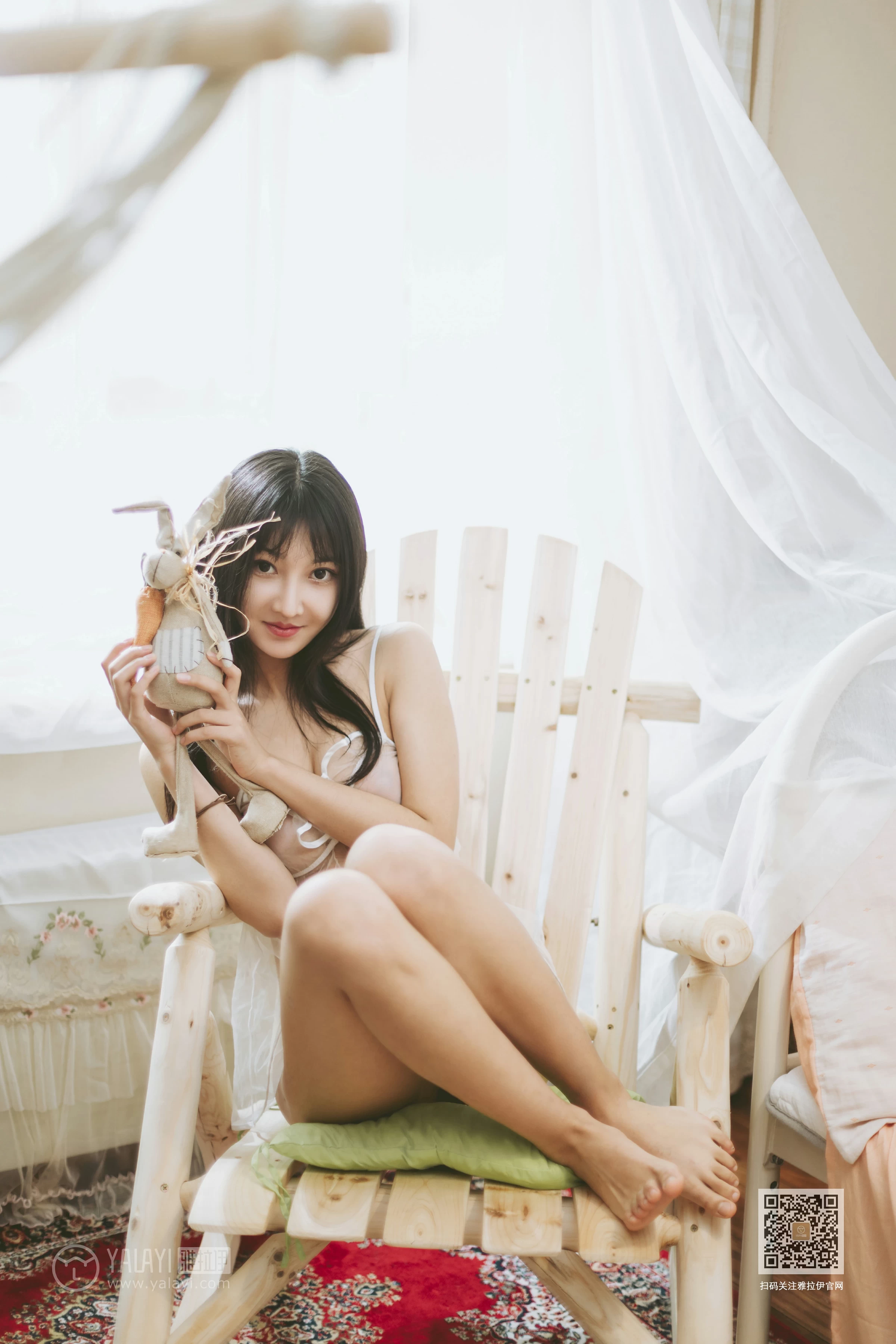 [YALAYI雅拉伊]Vol.489 肌衫透骨 韩熙 白色透视情趣内衣性感私房写真集第15张