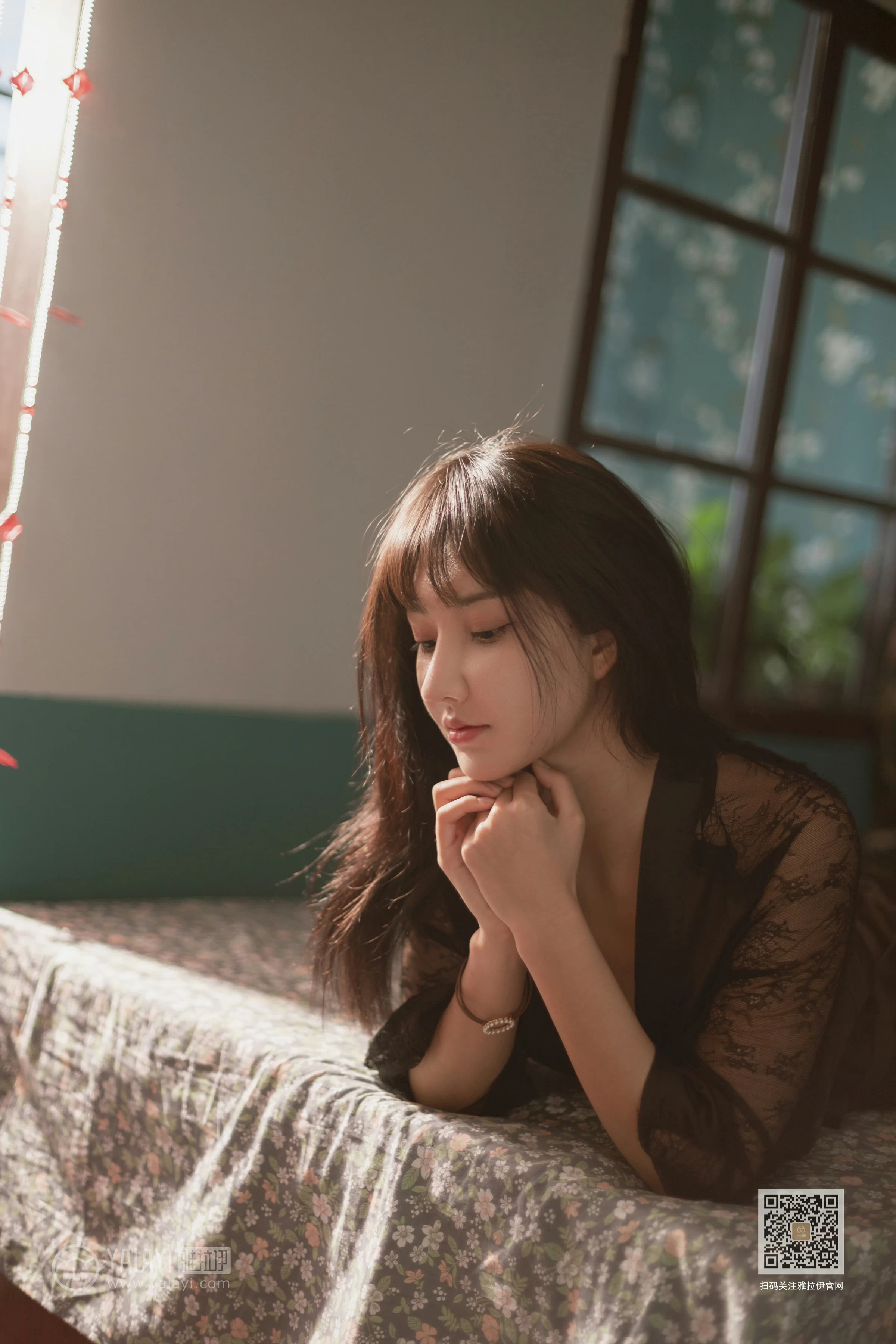 [YALAYI雅拉伊]Vol.494 帘卷美人绰态 韩熙 黑色透视睡衣性感私房写真集第5张