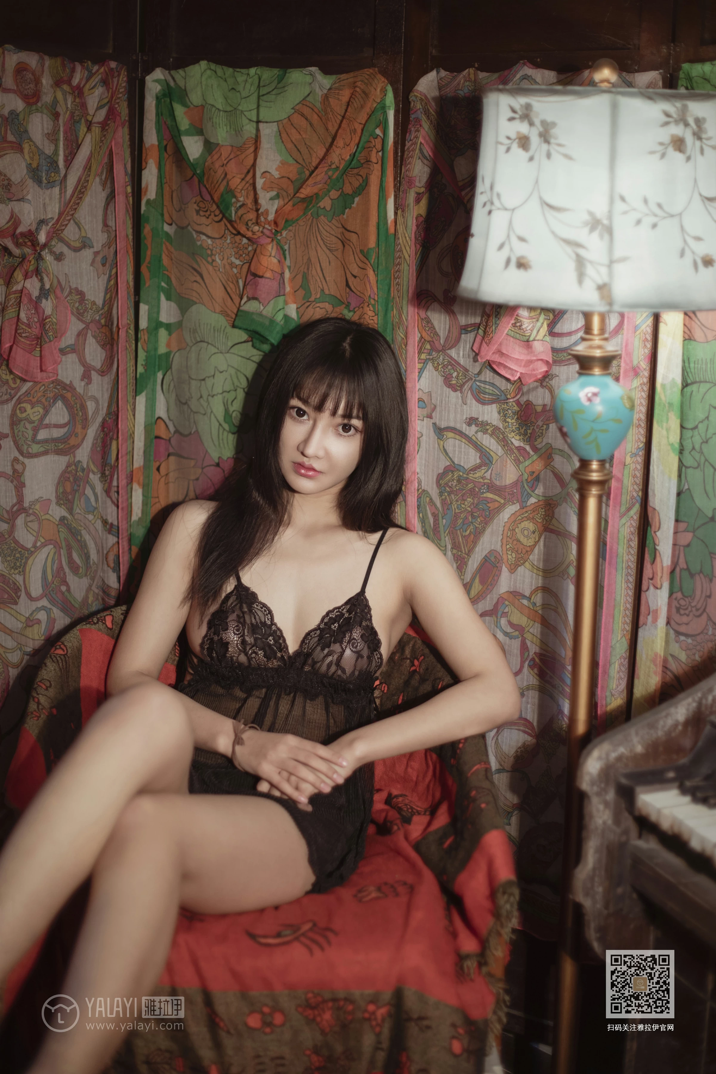 [YALAYI雅拉伊]Vol.501 新不了情 韩熙 黑色透视蕾丝情趣内衣性感私房写真集第3张