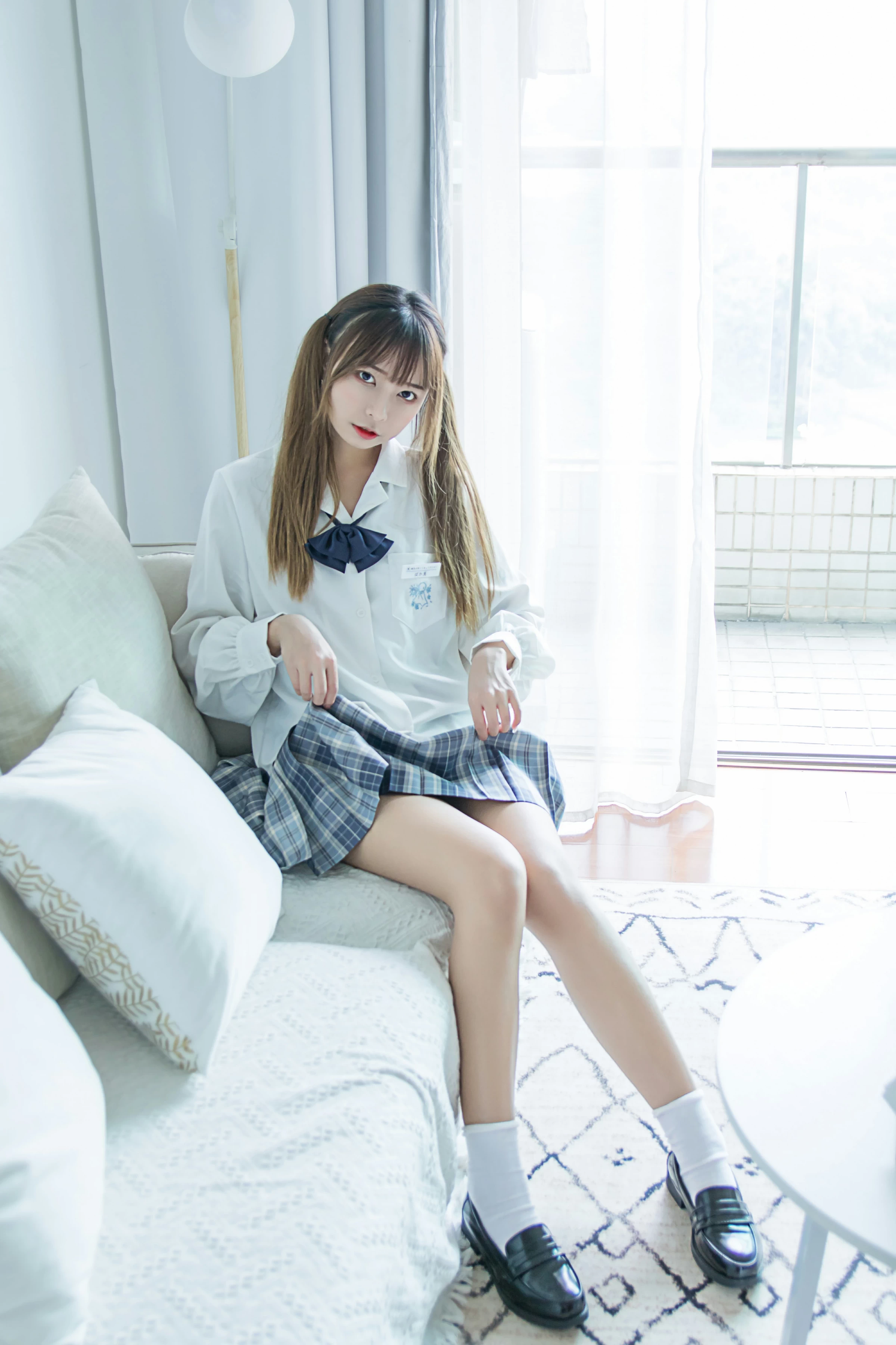 [YALAYI雅拉伊]NO.667 《有我超甜》 阿禾 白色JK制服加格子短裙私房写真集第6张