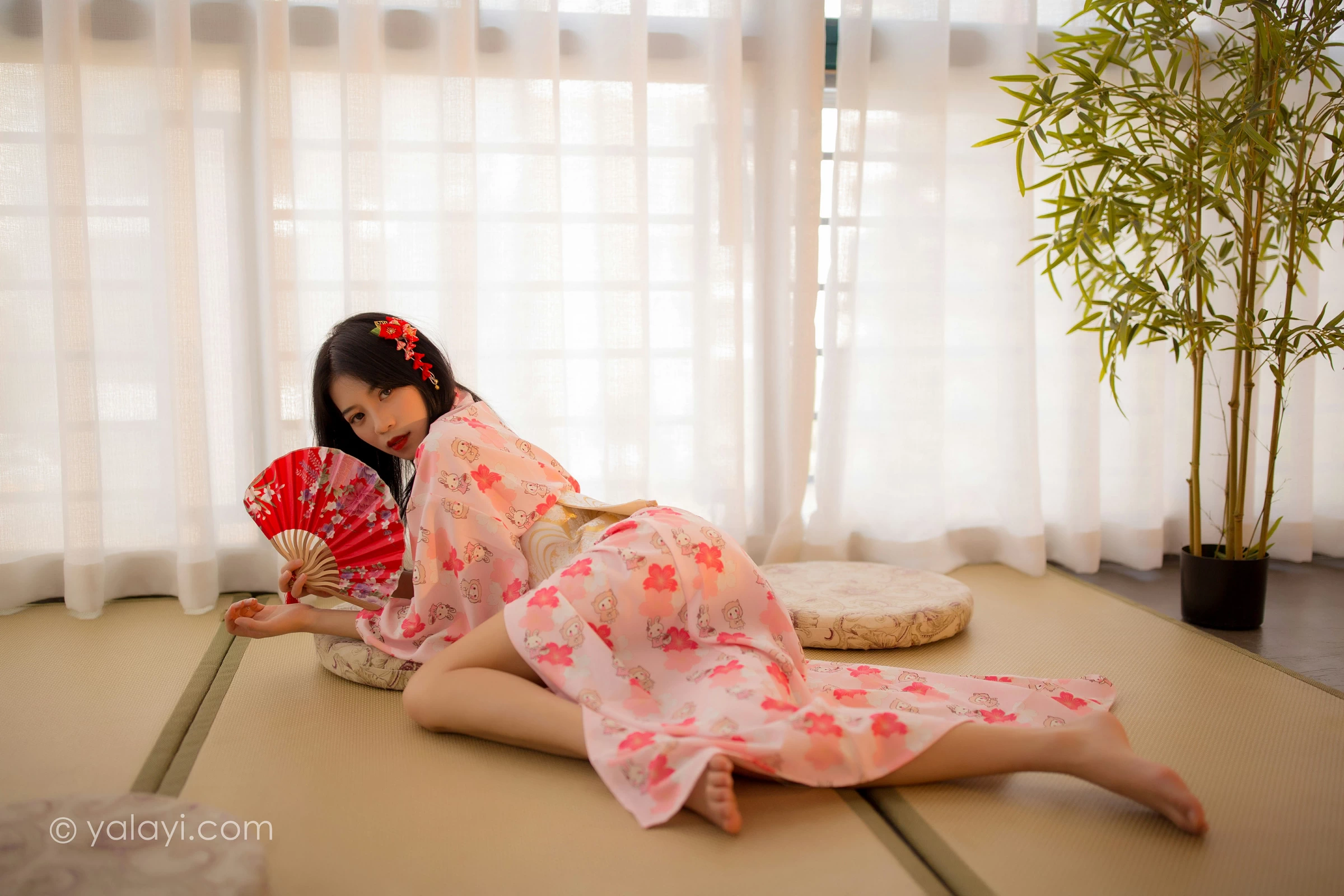 [YALAYI雅拉伊]NO.679 《花香自来》 丽雅 粉色和服居家性感私房写真集第7张