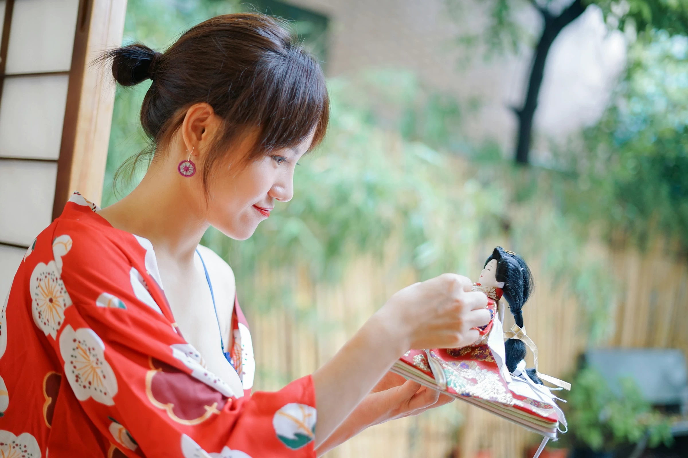 [YALAYI雅拉伊]NO.714 《自娱》 多香子 粉色和服加蓝色内衣性感私房写真集第8张