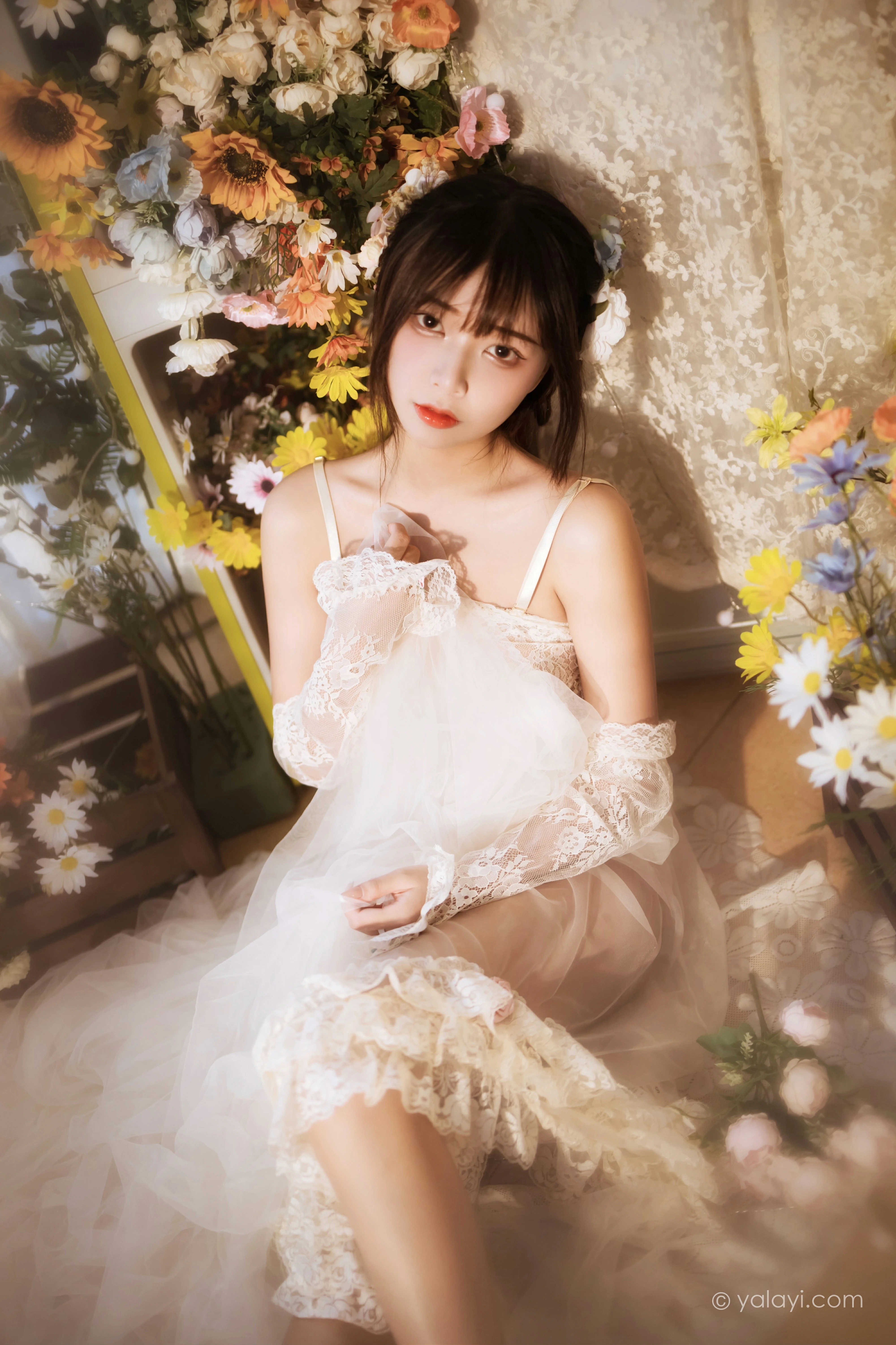 [YALAYI雅拉伊]NO.807 似梦初觉 阿禾 白色透视情趣连衣裙加蕾丝内衣性感私房写真集第10张