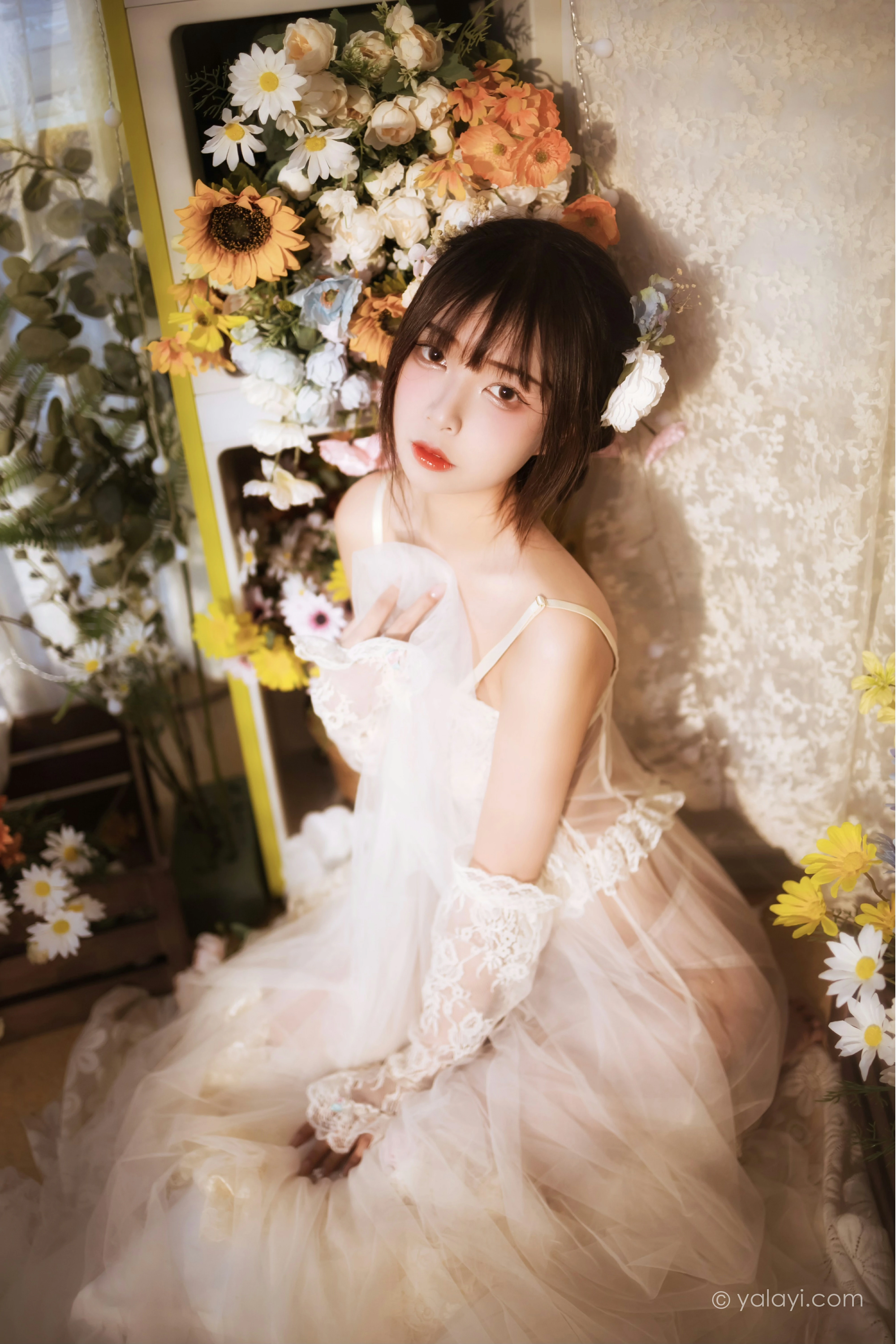 [YALAYI雅拉伊]NO.807 似梦初觉 阿禾 白色透视情趣连衣裙加蕾丝内衣性感私房写真集第12张