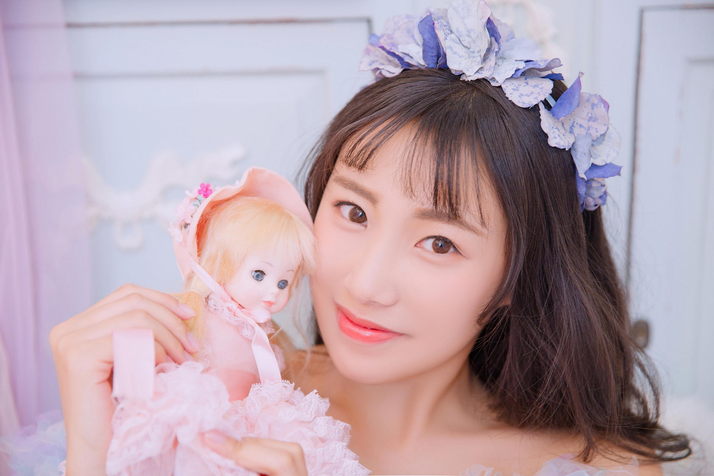 [YALAYI雅拉伊]2022.06.13 秘密花园 清纯少女 JK水手制服与粉色吊带内衣加短裤私房写真集第4张