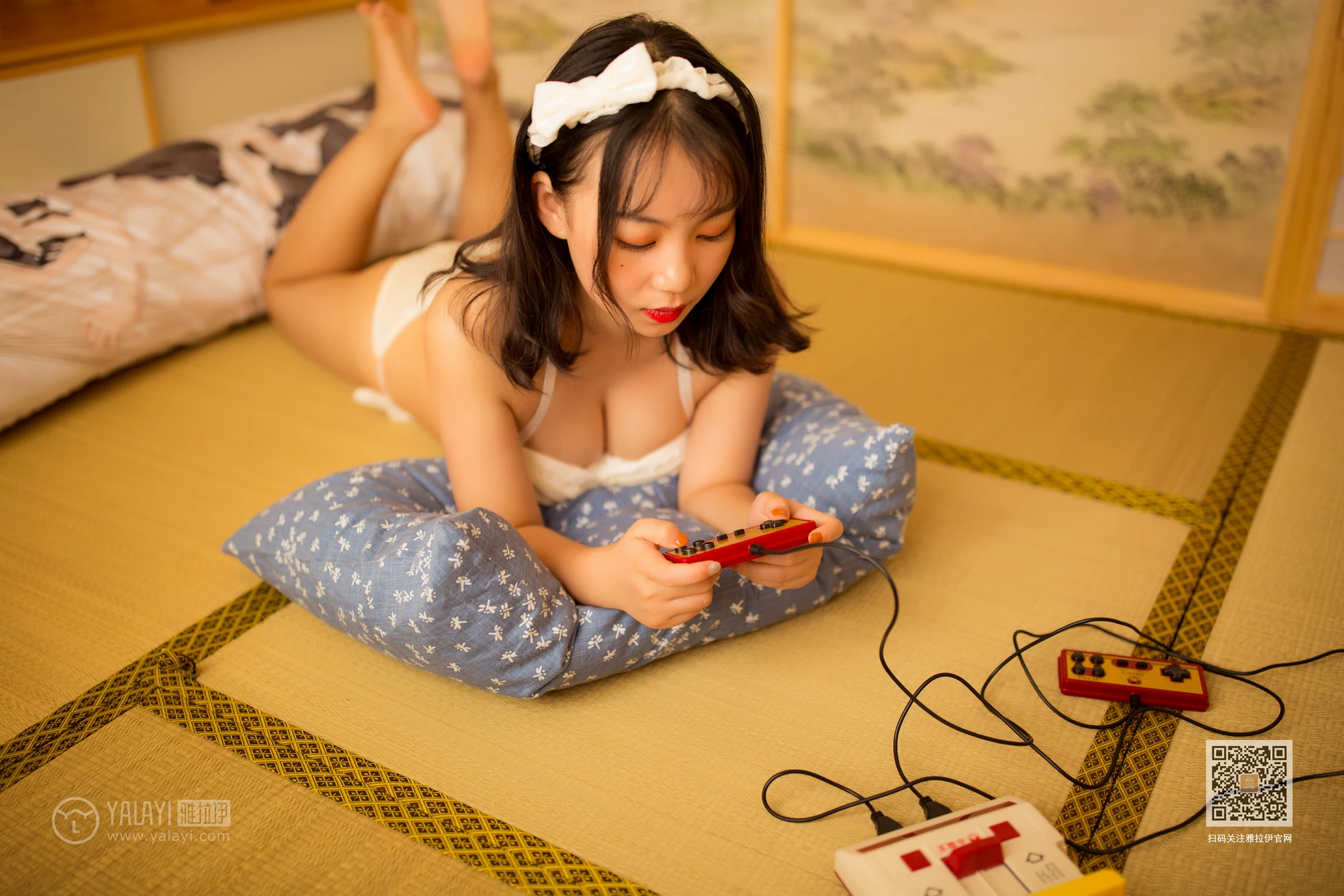 [YALAYI雅拉伊]Vol.530 燃 苗婷婷 白色情趣内衣性感私房写真集第6张