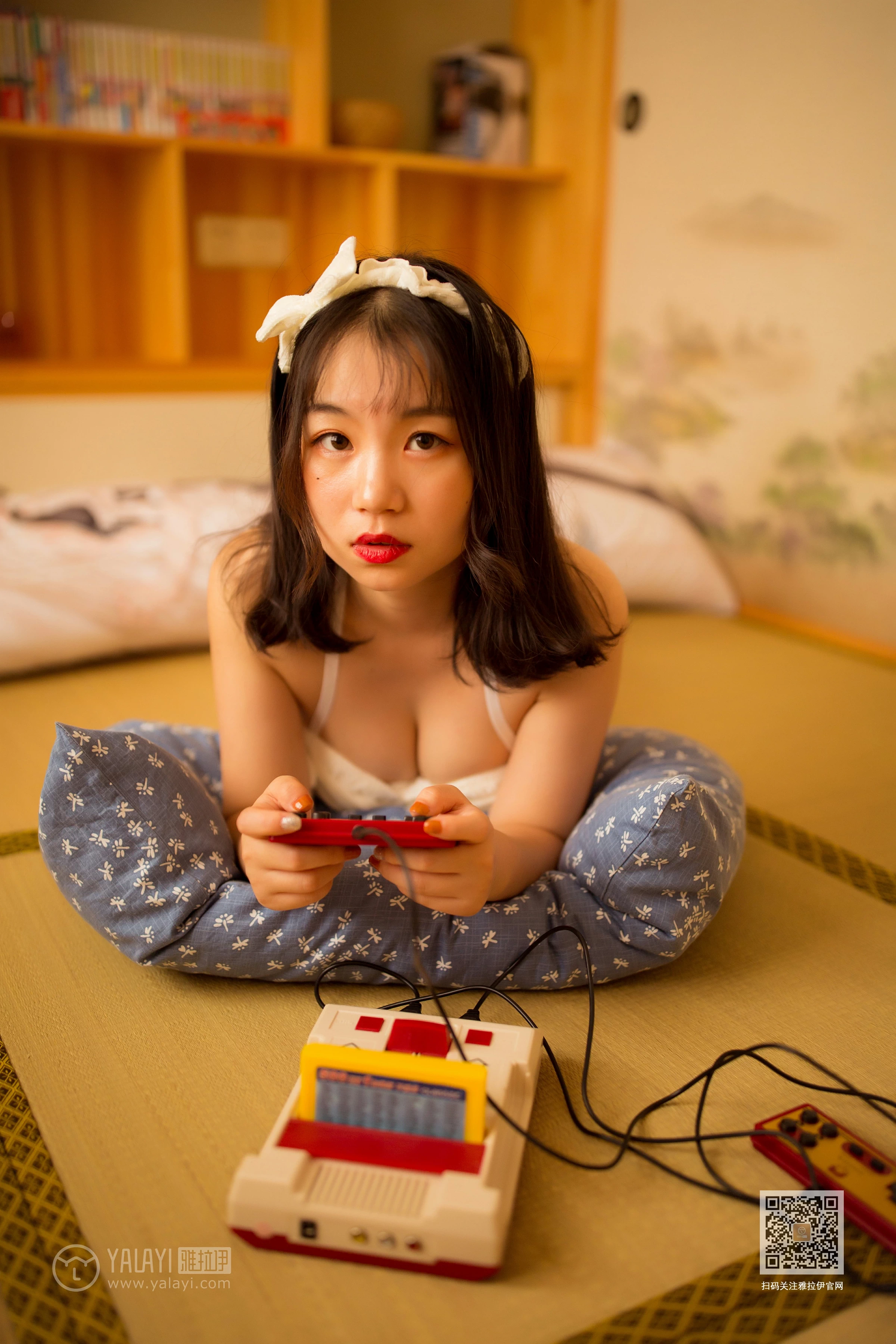 [YALAYI雅拉伊]Vol.530 燃 苗婷婷 白色情趣内衣性感私房写真集第7张