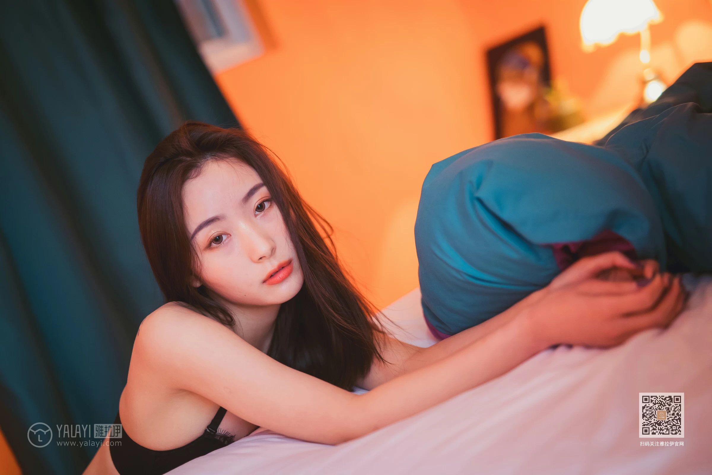 [YALAYI雅拉伊]Vol.592 再看我一眼 海棠 黑色蕾丝内衣性感私房写真集第8张