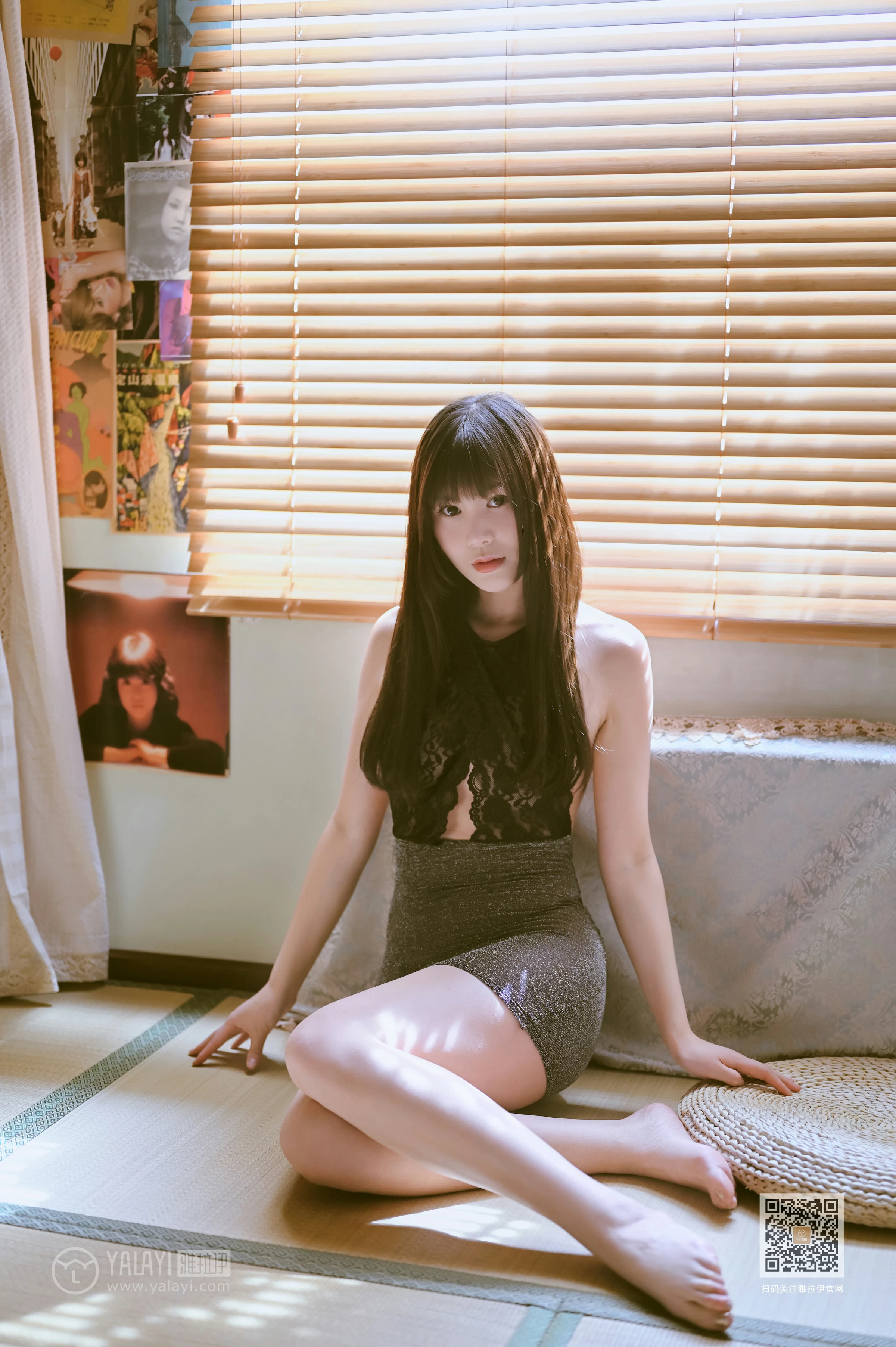 [YALAYI雅拉伊]Vol.595 婀娜 斯雯 灰色紧身透视连衣裙性感私房写真集第8张