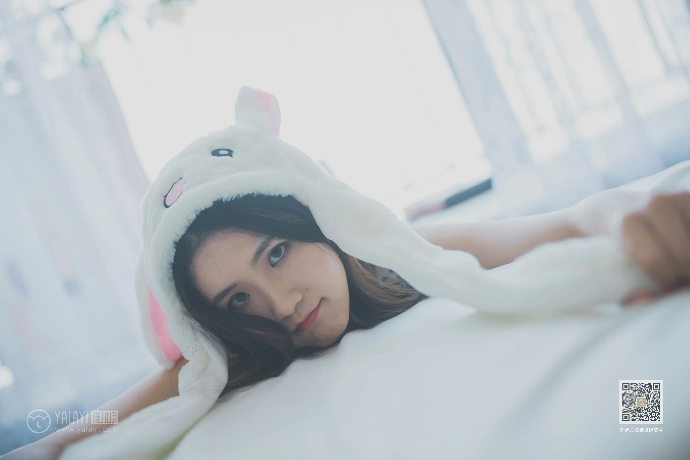 [YALAYI雅拉伊]NO.632 《淘气女友》 尹梦 白色小背心加斑点短裙清纯可爱私房写真集第13张