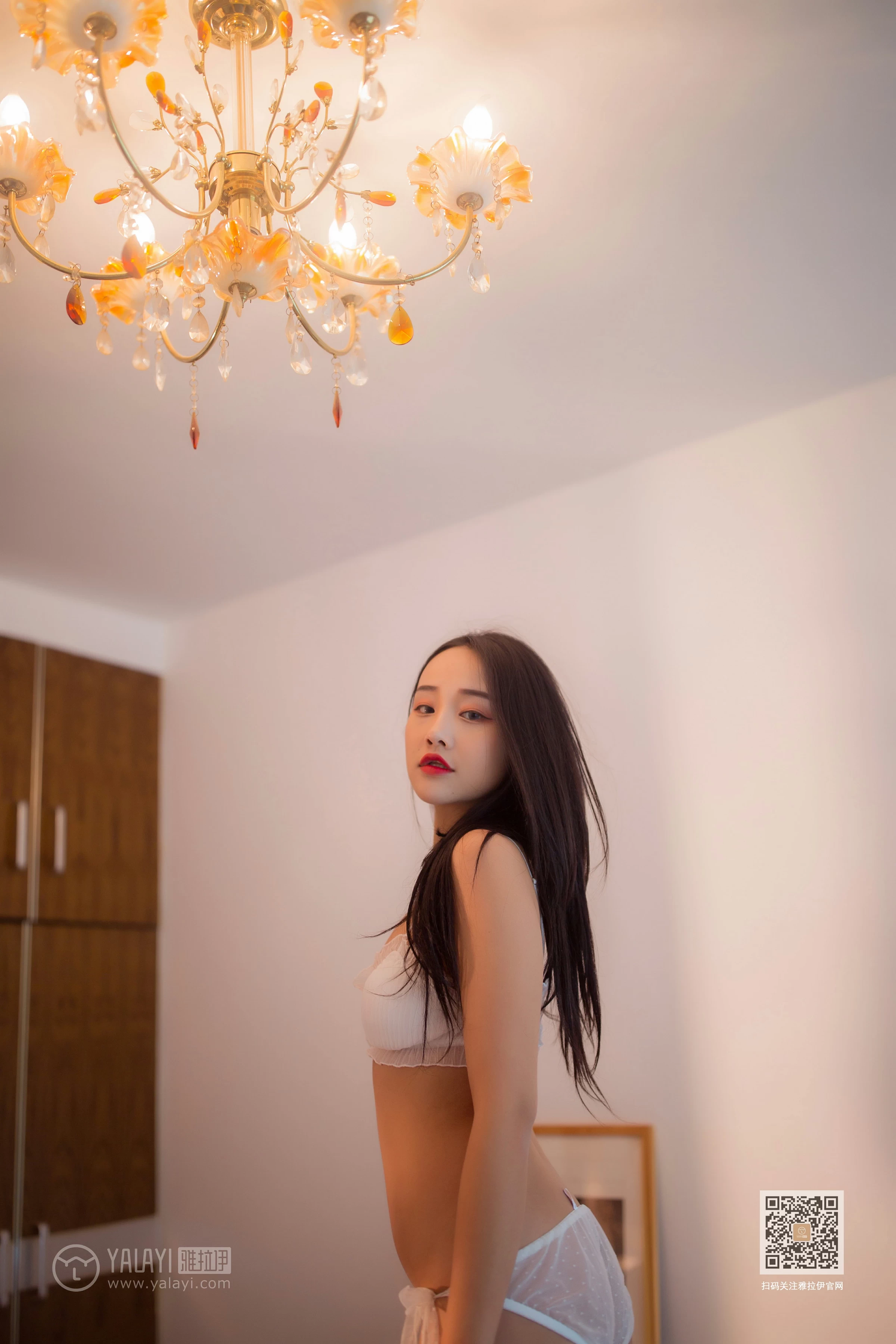 [YALAYI雅拉伊]NO.649 《曲线美代言人》 优优 白色蕾丝内衣性感私房写真集第19张