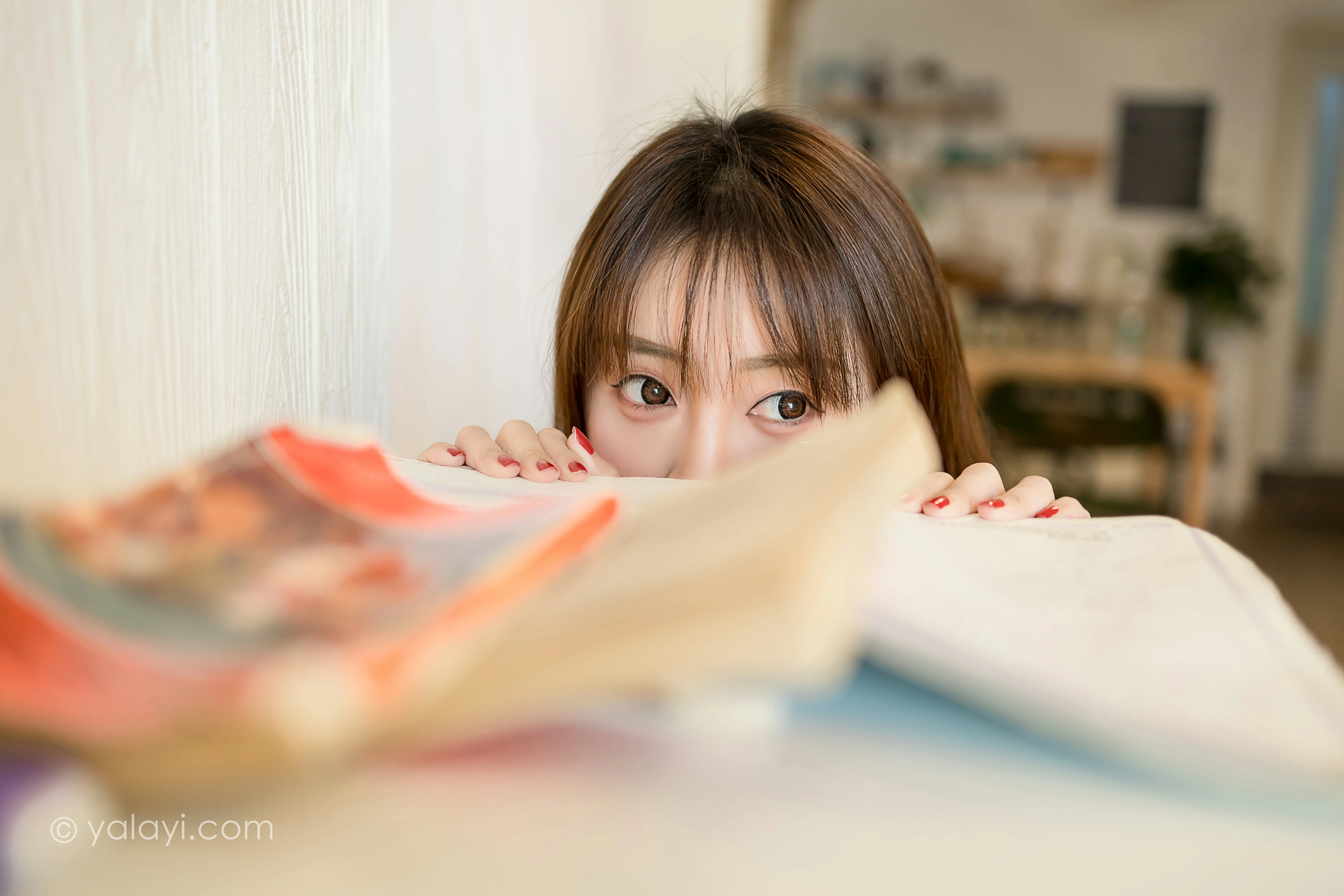 [YALAYI雅拉伊]NO.841 补习时间 虞艺 黄色性感小背心居家私房写真集第13张