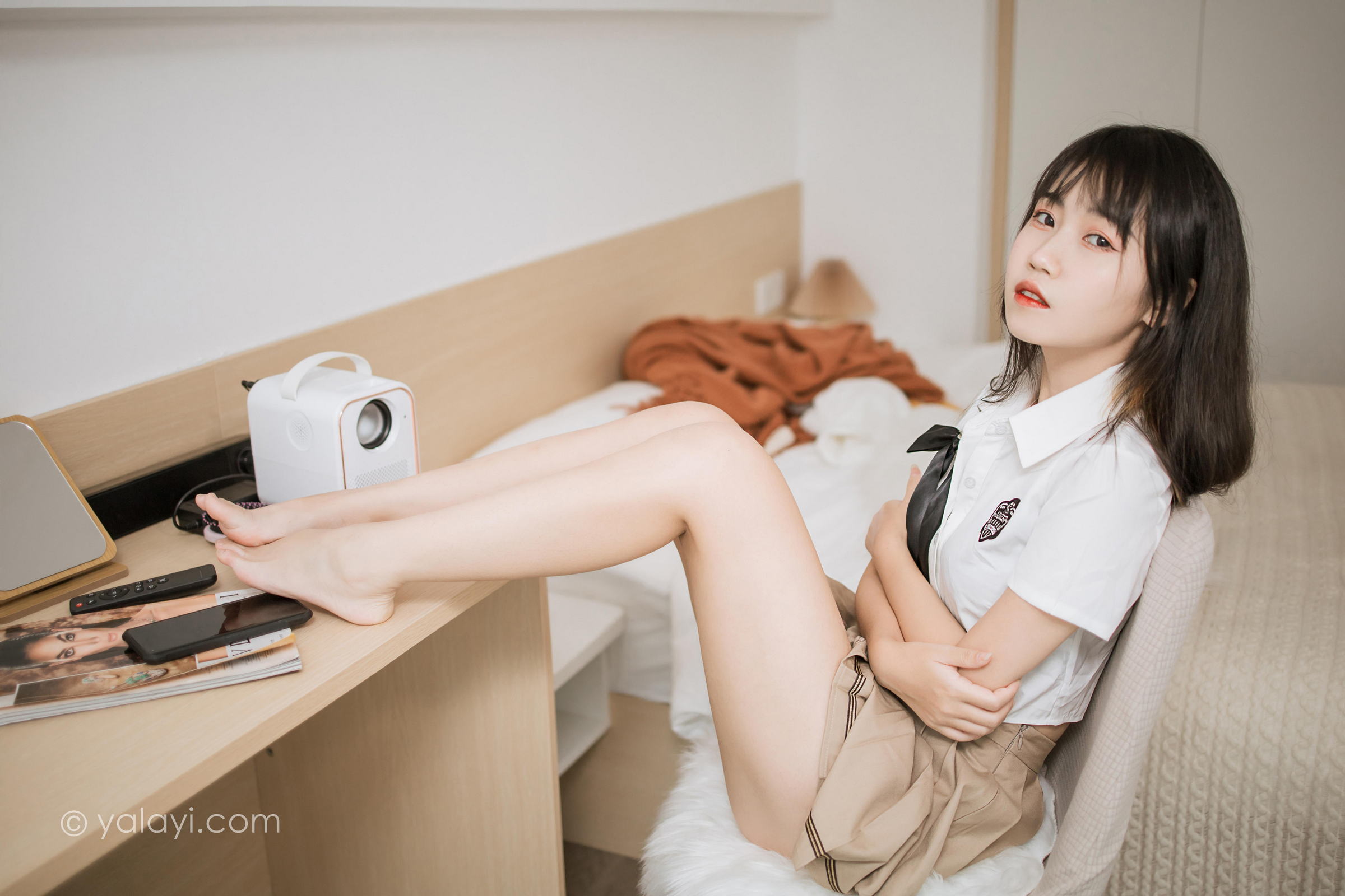 [YALAYI雅拉伊]2022.02.28 美丽多姿 弈思 日本高中女生制服性感私房写真集第8张