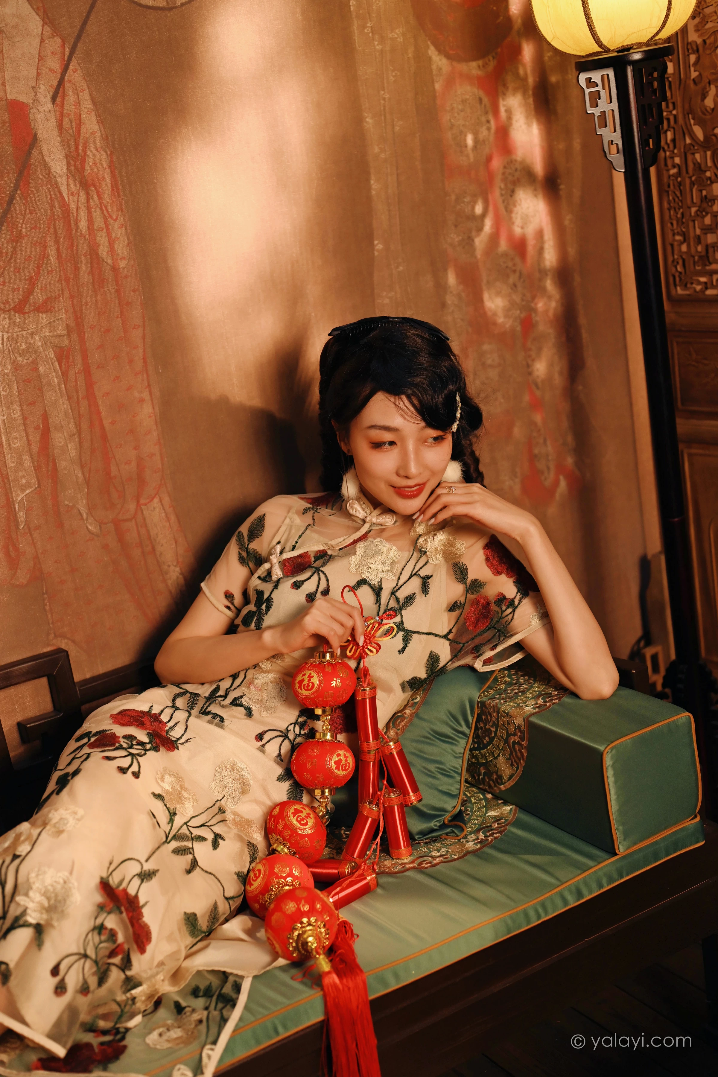 [YALAYI雅拉伊]2022.01.25 我在那里等你 佳佳 白色透视旗袍民国风写真集第14张