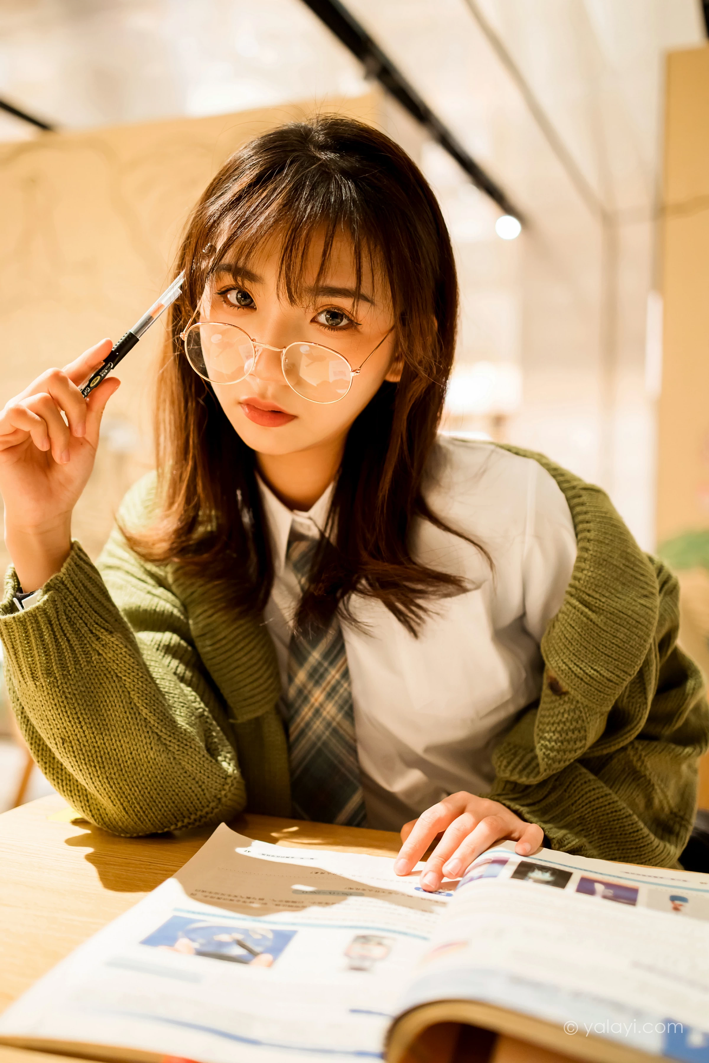 [YALAYI雅拉伊]NO.753 一起补习的日子 果果 连身外套与JK制服加格子短裙清纯写真集第11张