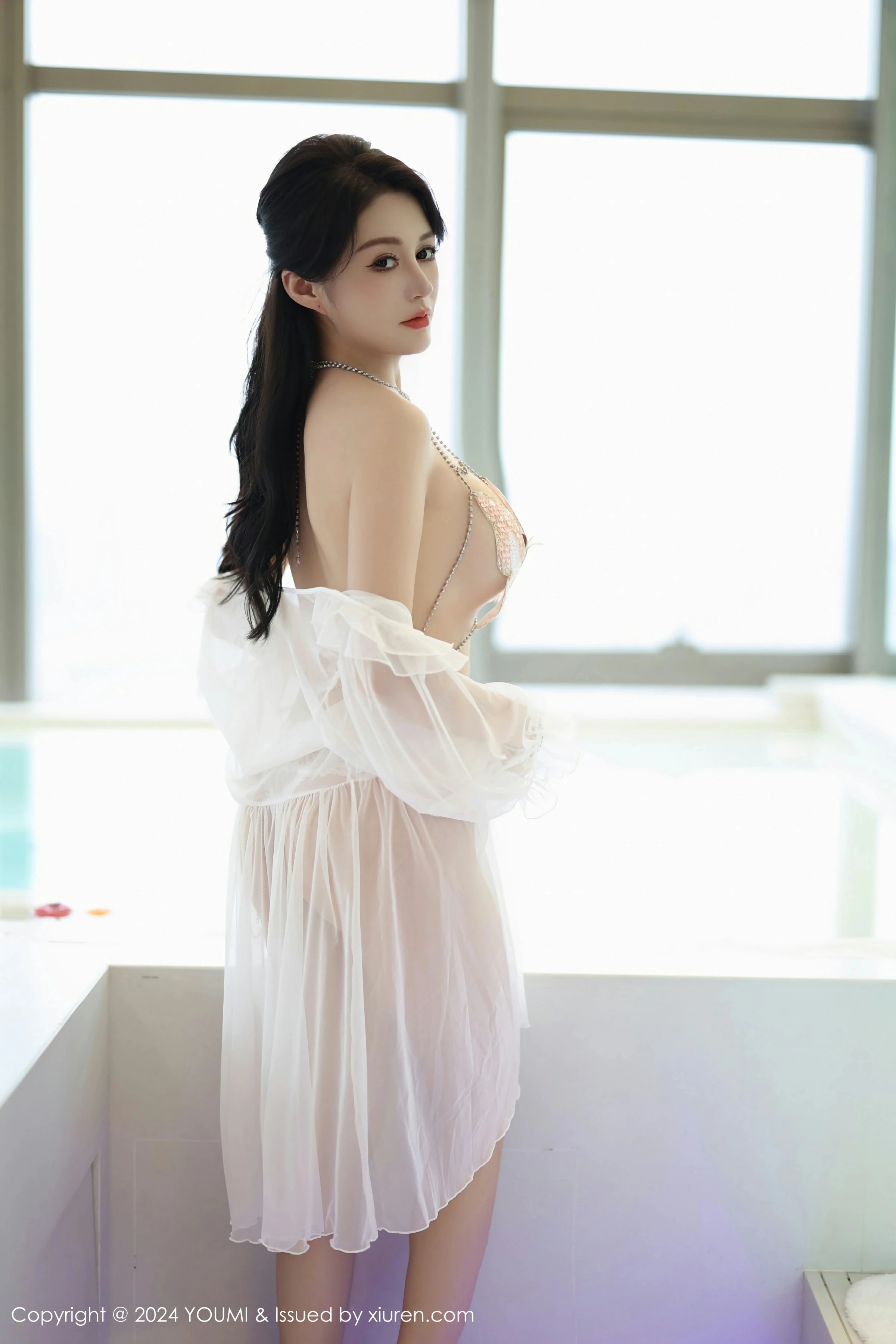  尤蜜荟 VOL.1065 林幼一 [68P]第2张