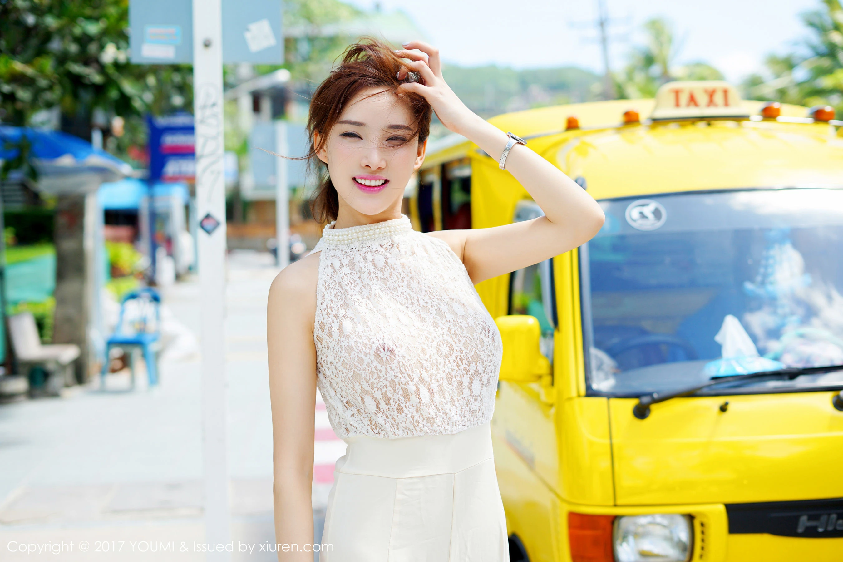  土肥圆矮挫穷《女神街拍系列》 尤蜜荟YouMi VOL.061第3张