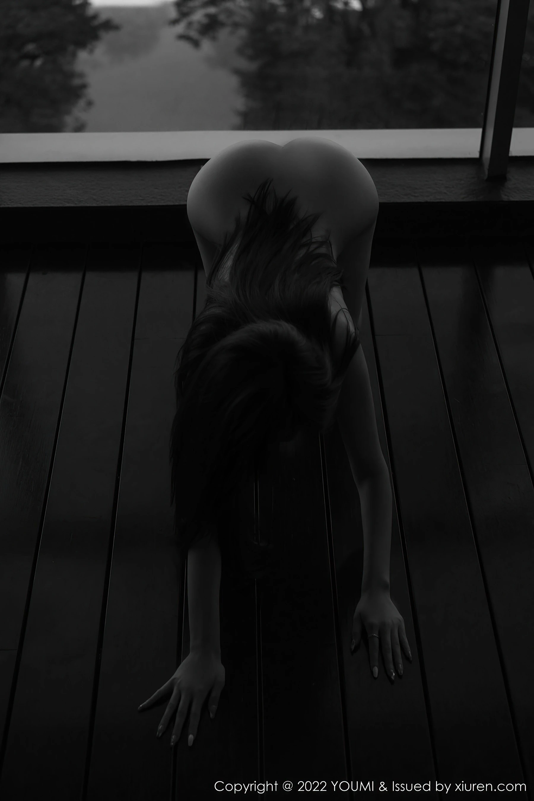 尤蜜荟 VOL.882 Carol周妍希 美臀美腿第24张