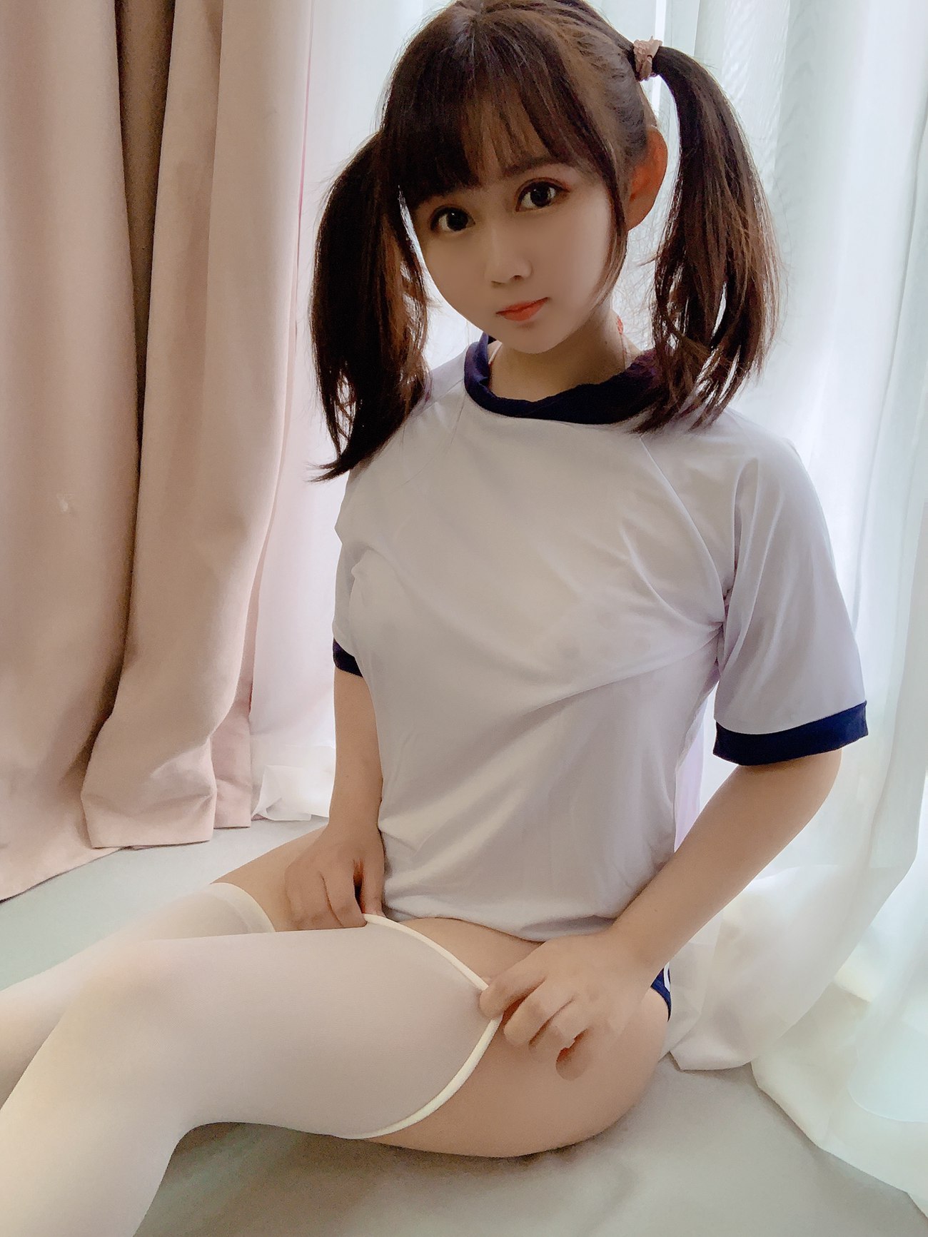 密桃少女是依酱呀 &#8211; 体操服[31P]第1张