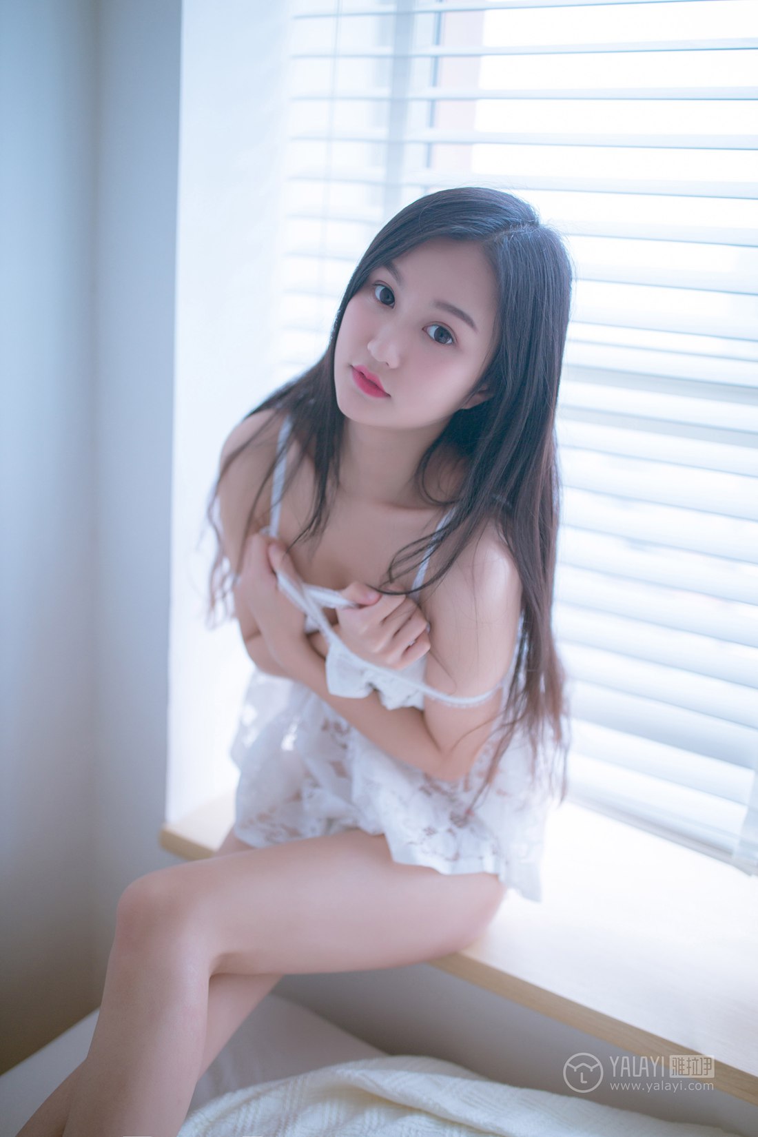 [YALAYI雅拉伊] 2019.02.14 No.185 你是我手里那束花 仙女不会灰 在现浏览第7张