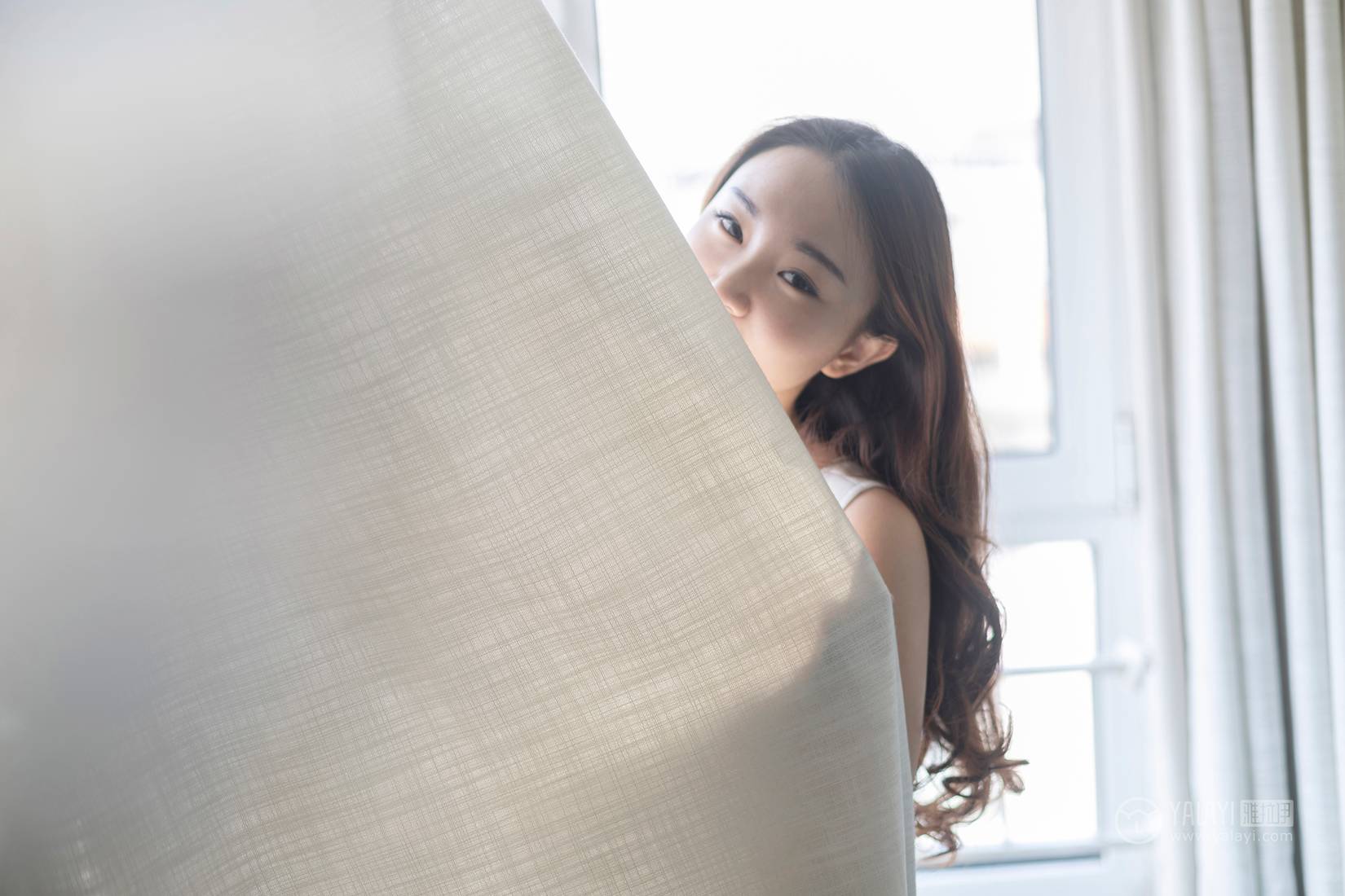 [YALAYI雅拉伊] 2019.03.13 No.212 白色星期六 丁煊彤 在现浏览第10张
