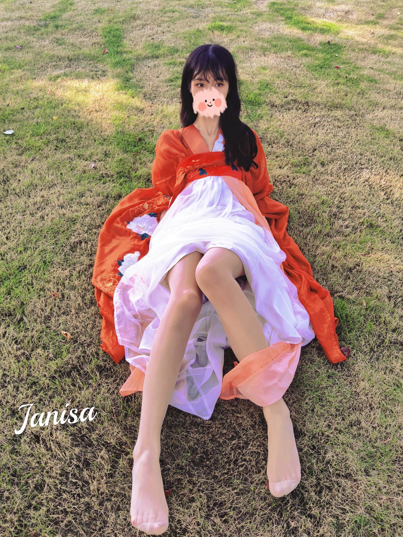 Janisa  一花一世界[18P]第1张