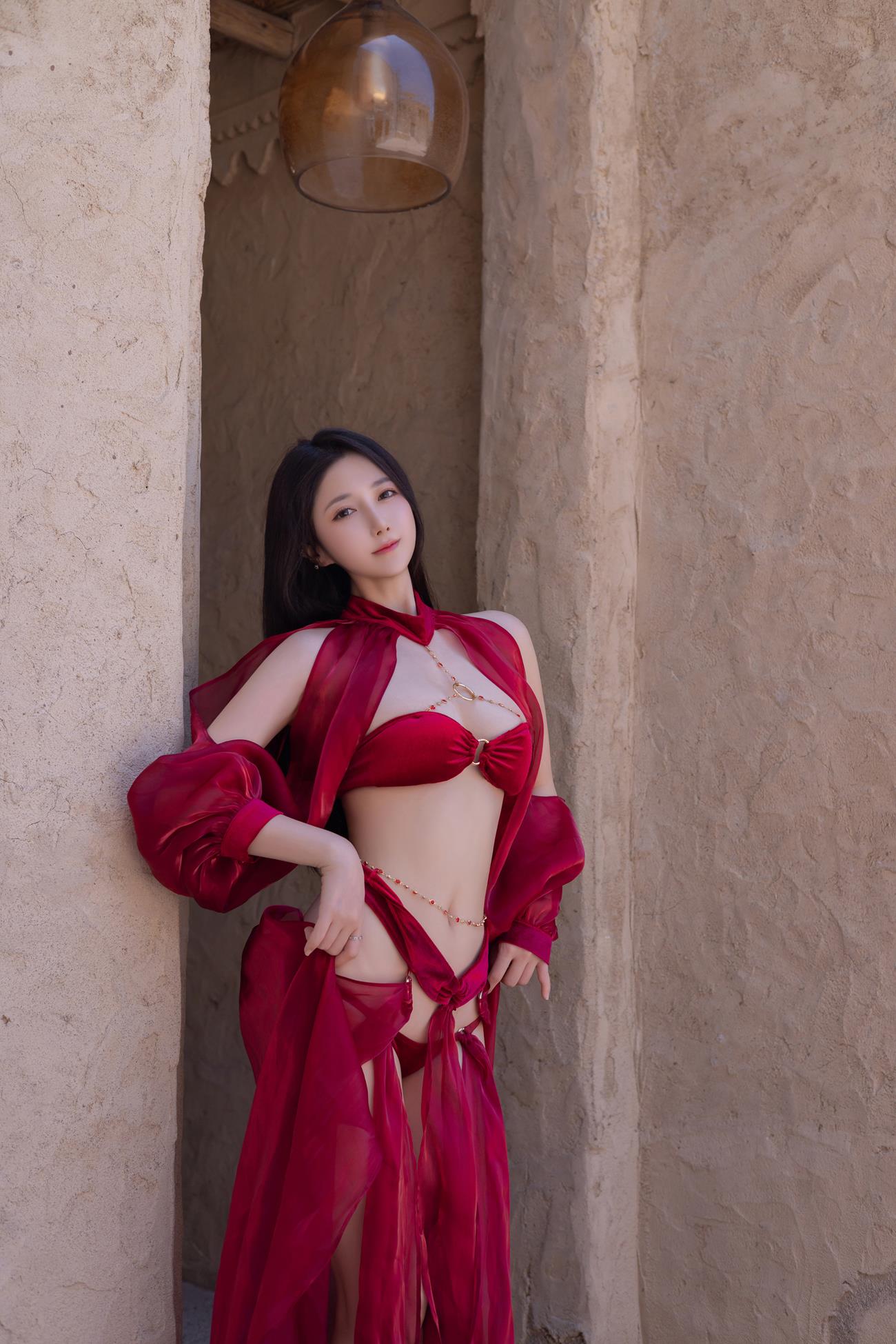 秀人名模鱼子酱Fish《惊红之舞》写真[35P]第4张