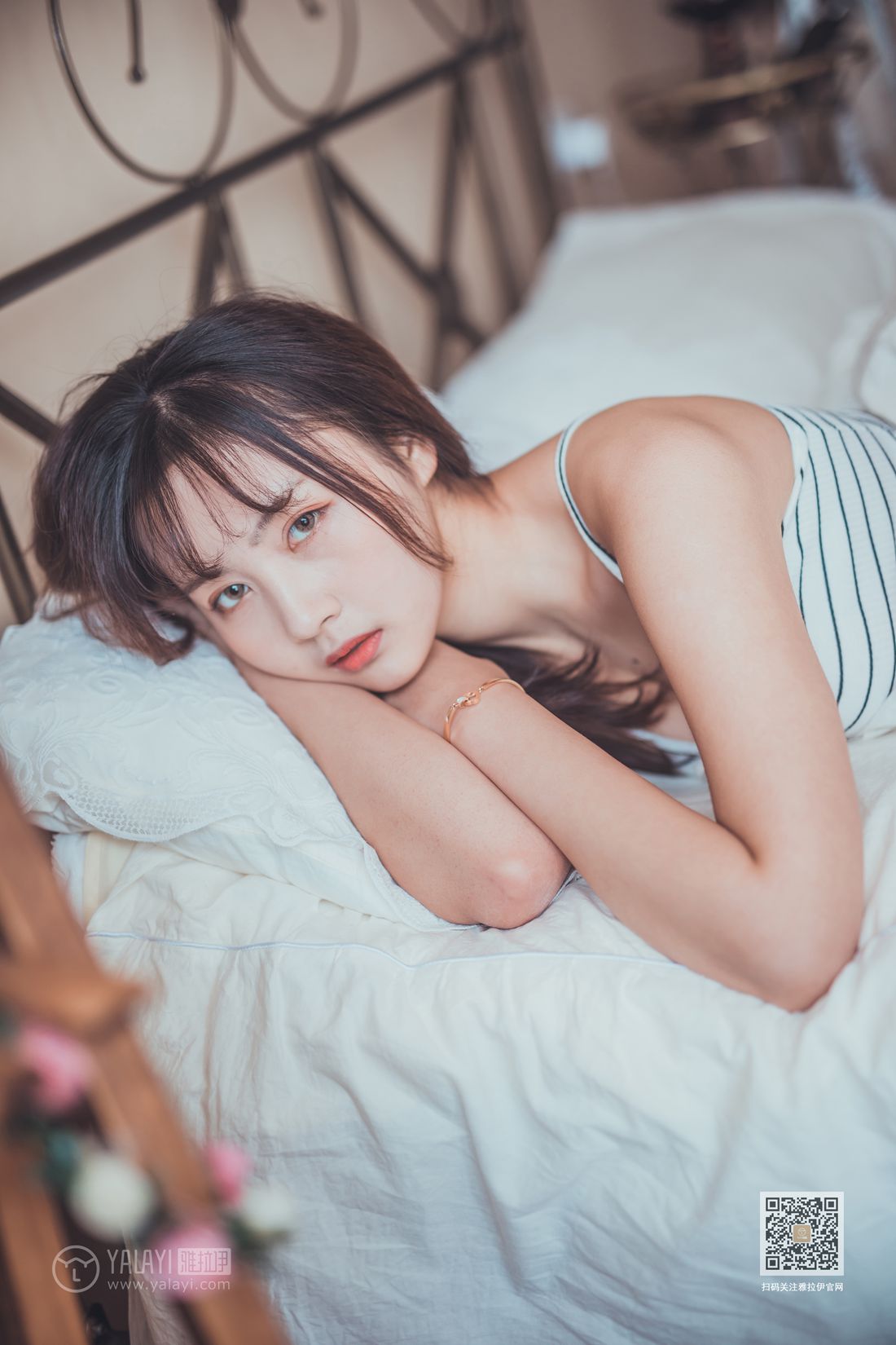 [YALAYI雅拉伊] 2020.03.22 Vol.581 不想起床 唐芯 在现浏览第7张