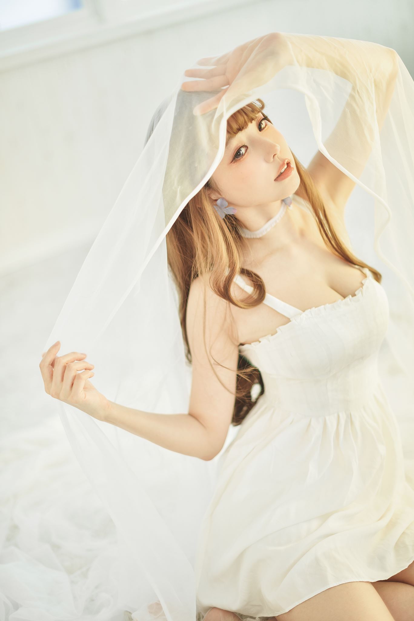 台湾Coser@ElyEE子 White Dress [22P]第2张