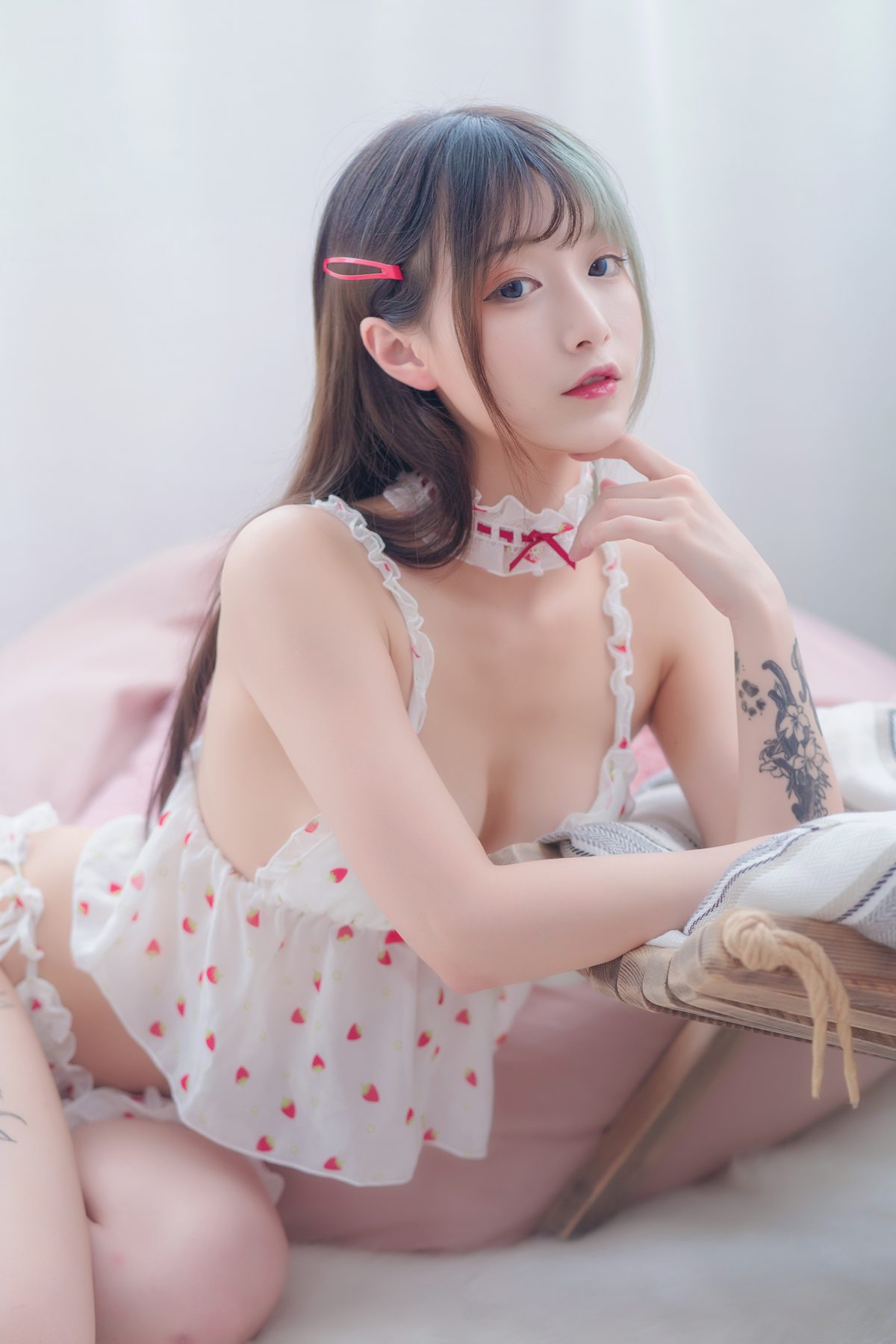 人气动漫Coser@铁板烧鬼舞 至服本 草莓 在现浏览第2张