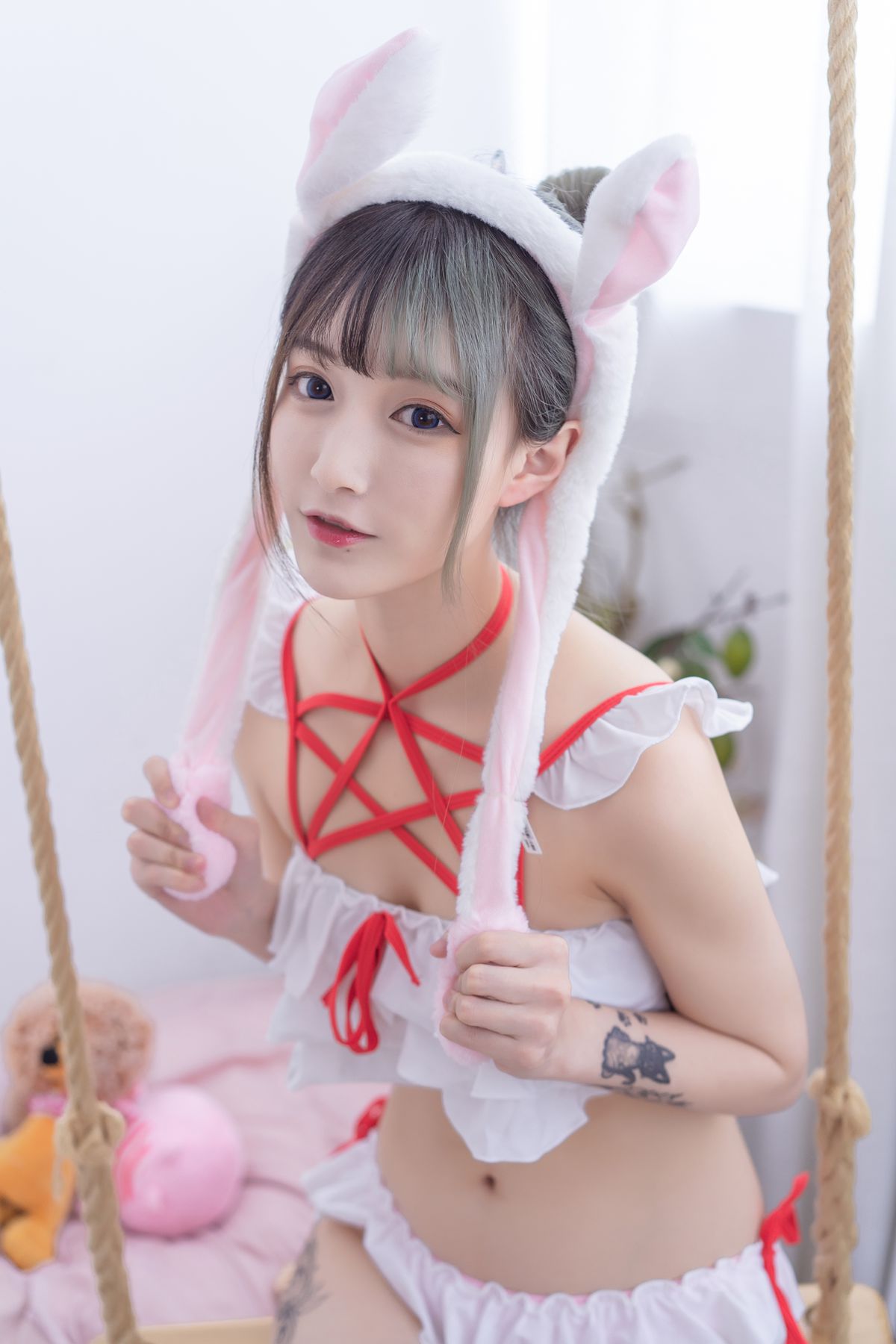 人气动漫Coser@铁板烧鬼舞 至服本 泳衣 在现浏览第3张