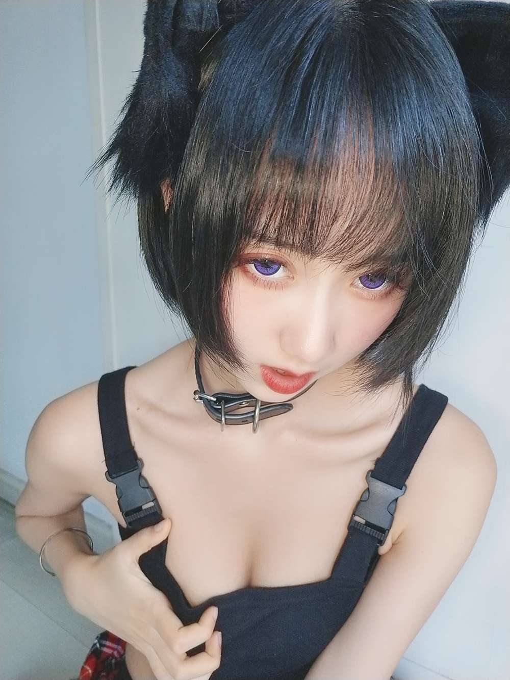 网荭Coser@木绵绵OwO 不良猫 在现浏览第5张