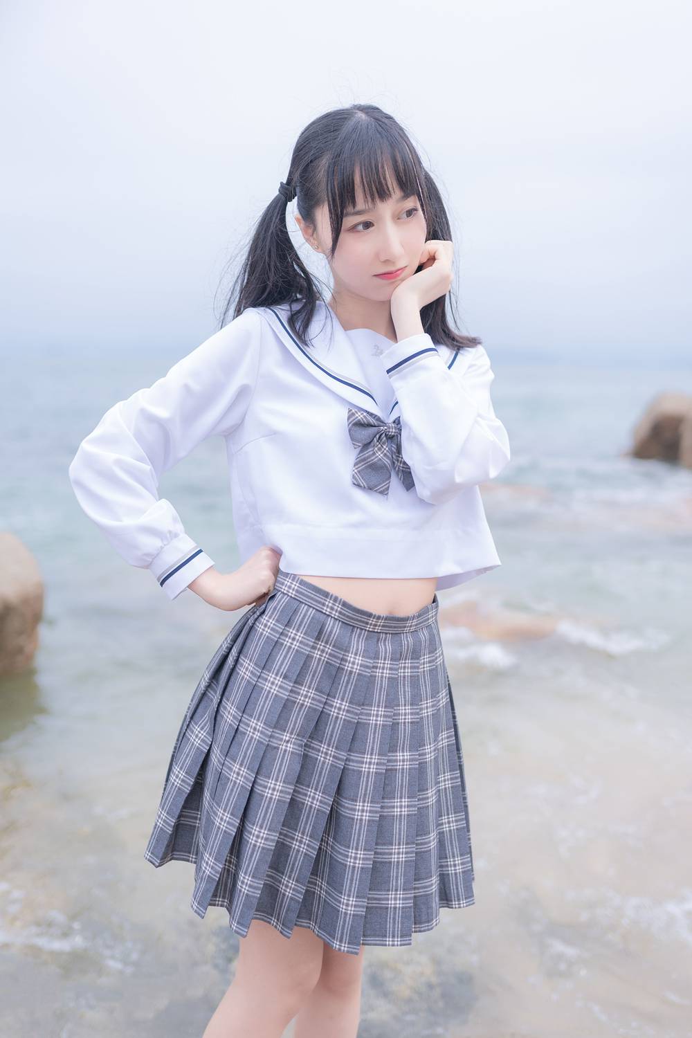 网荭Coser@木绵绵OwO 海边JK 在现浏览第3张