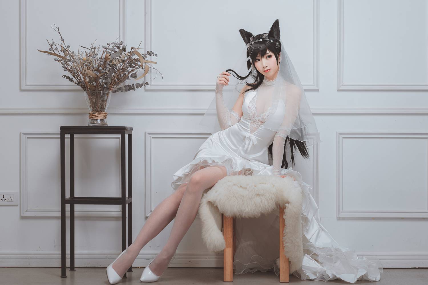 网荭Coser@面饼仙儿 爱宕花嫁 在现浏览第1张