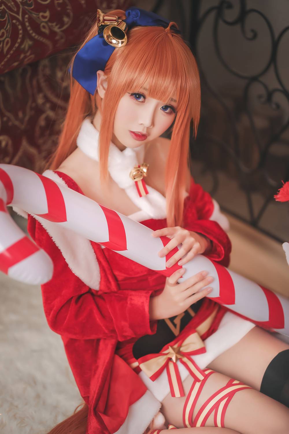 网荭Coser@面饼仙儿 FAL圣诞 在现浏览第1张