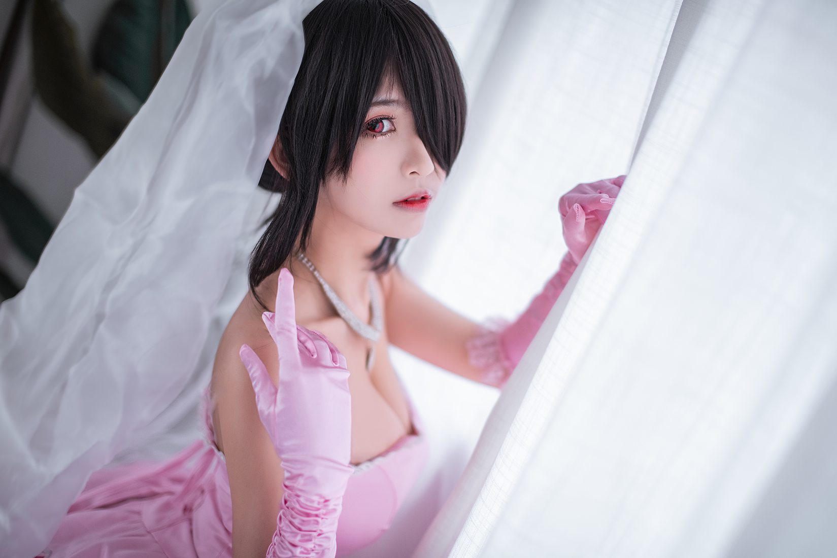 网荭Coser@鳗鱼霏儿 婚纱 在现浏览第1张