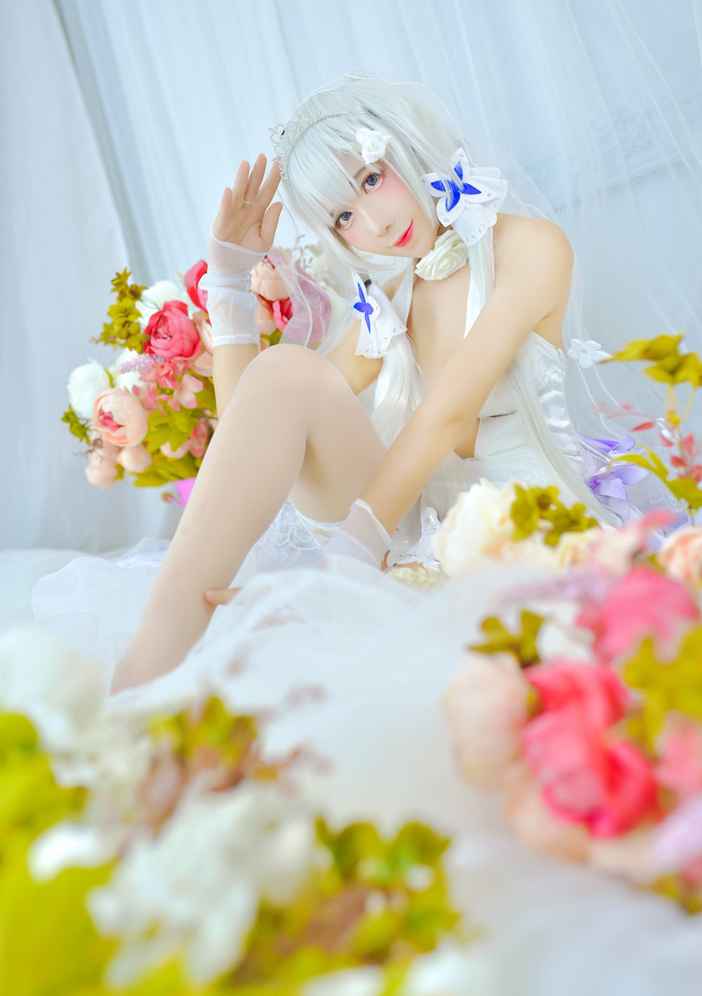 网荭Coser@九曲Jean 婚纱 在现浏览第1张