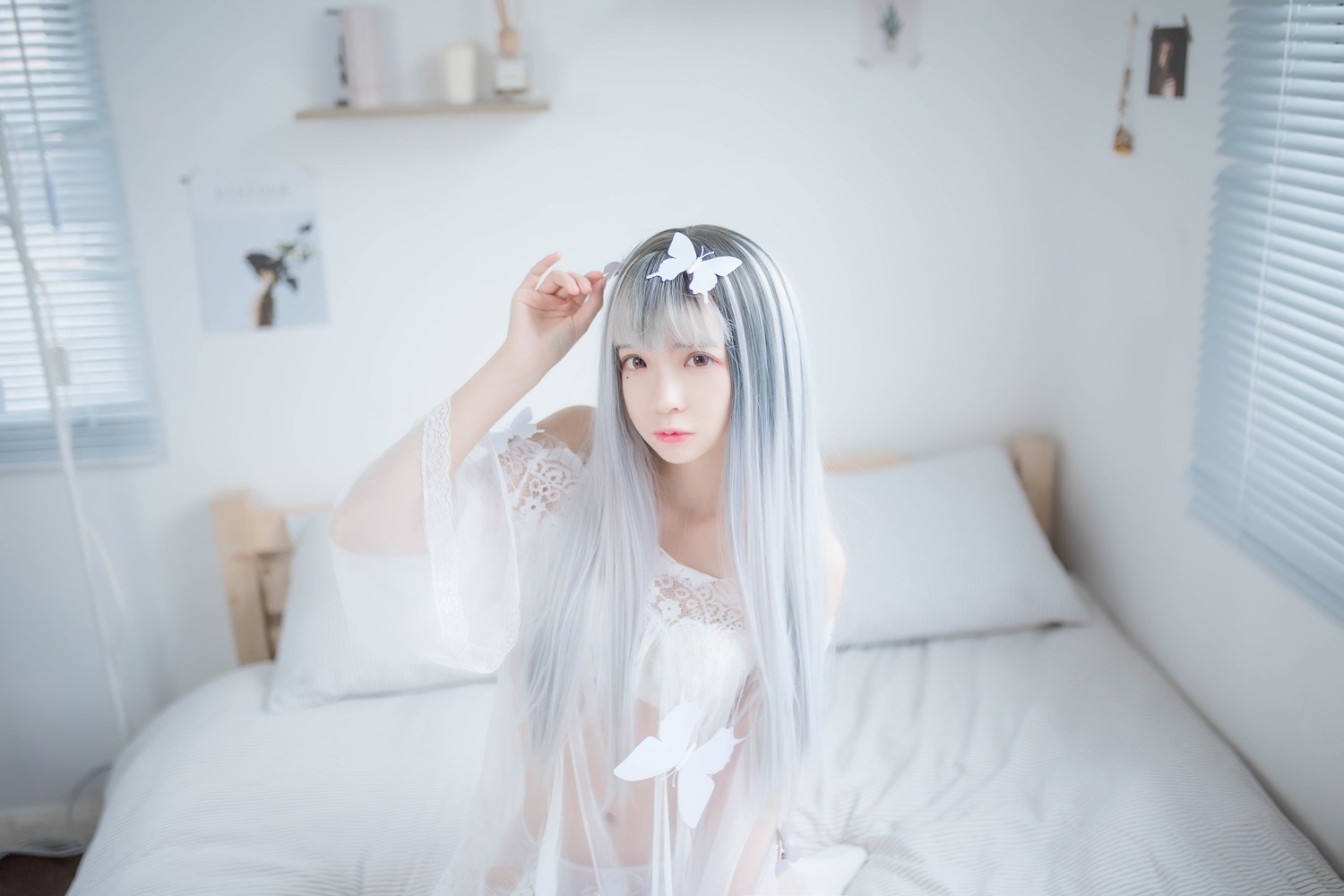 网荭Coser@疯猫ss 白纱 在现浏览第1张