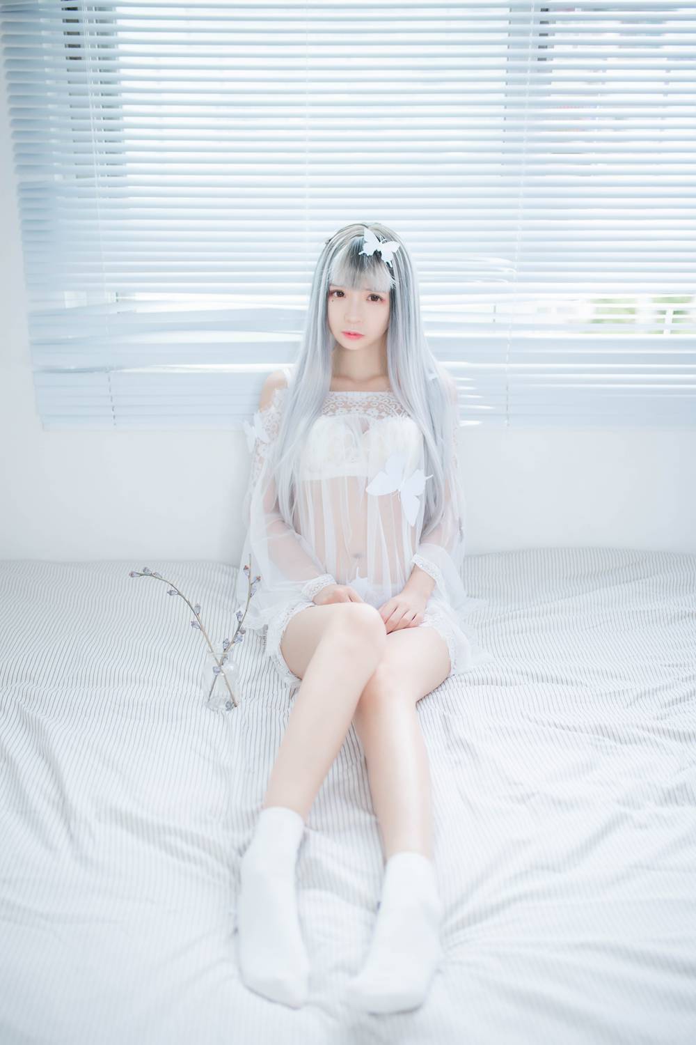 网荭Coser@疯猫ss 白纱 在现浏览第3张