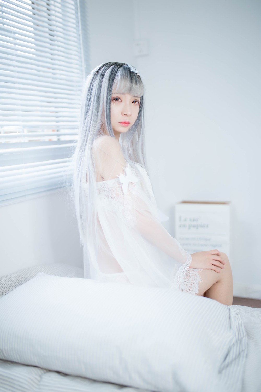 网荭Coser@疯猫ss 白纱 在现浏览第4张