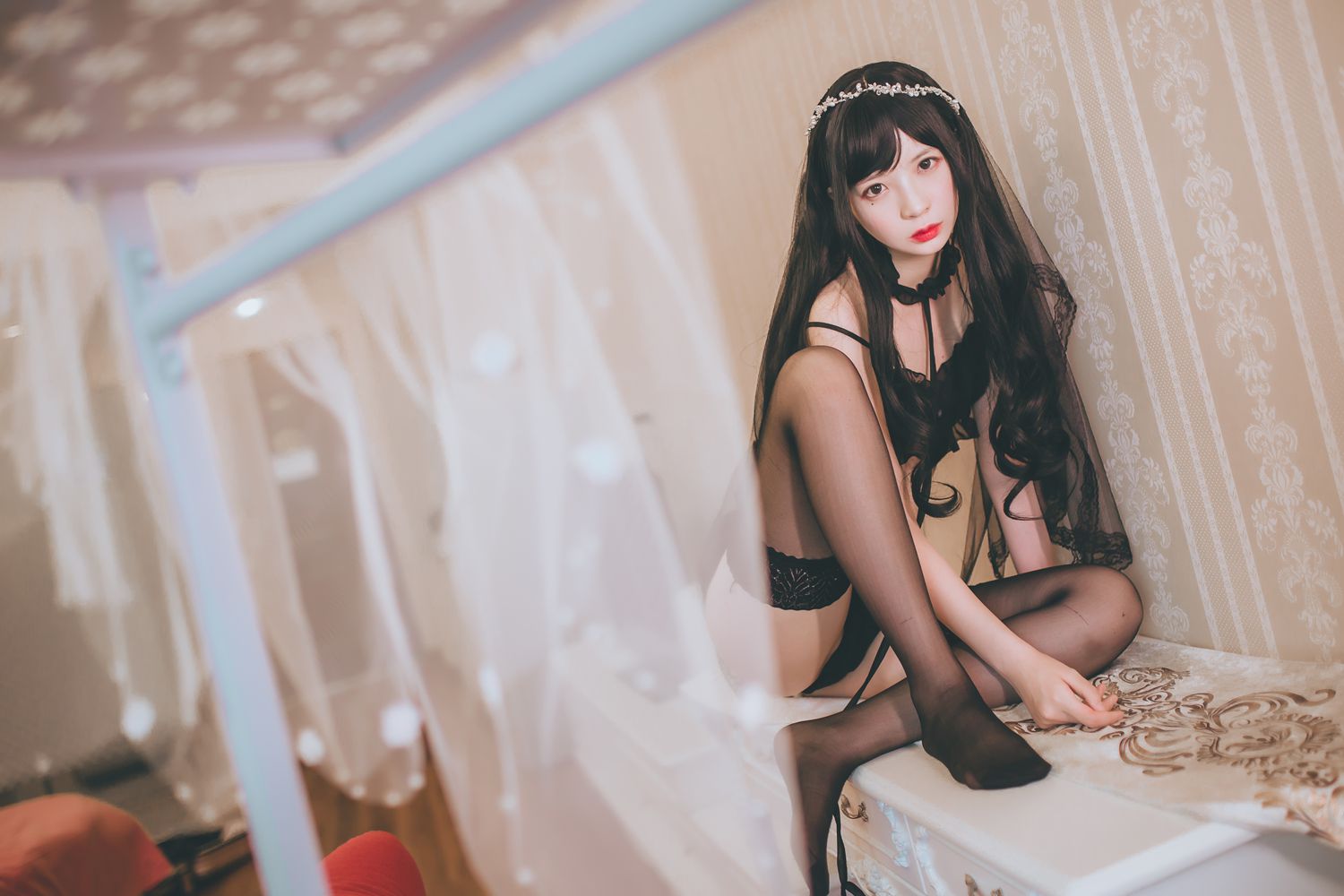 网荭Coser@疯猫ss 黑色小野猫 在现浏览第5张